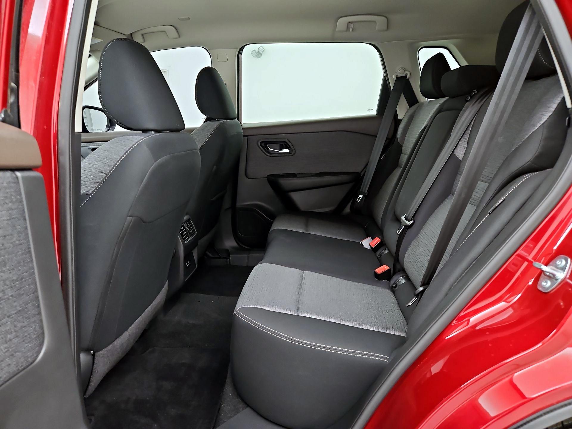 Thumbnail: 2023 Nissan Rogue - 19