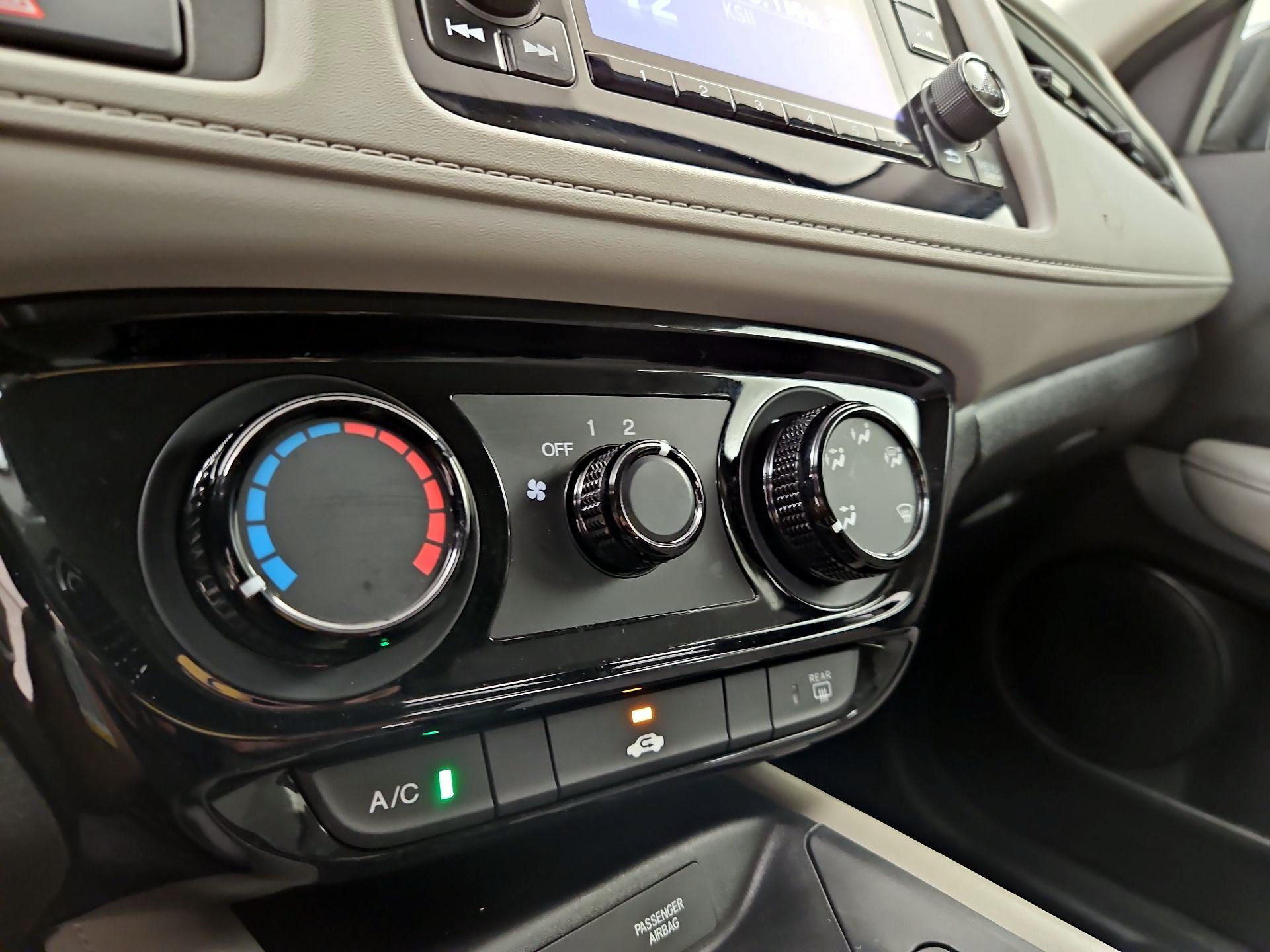 Thumbnail: 2022 Honda HR-V - 16