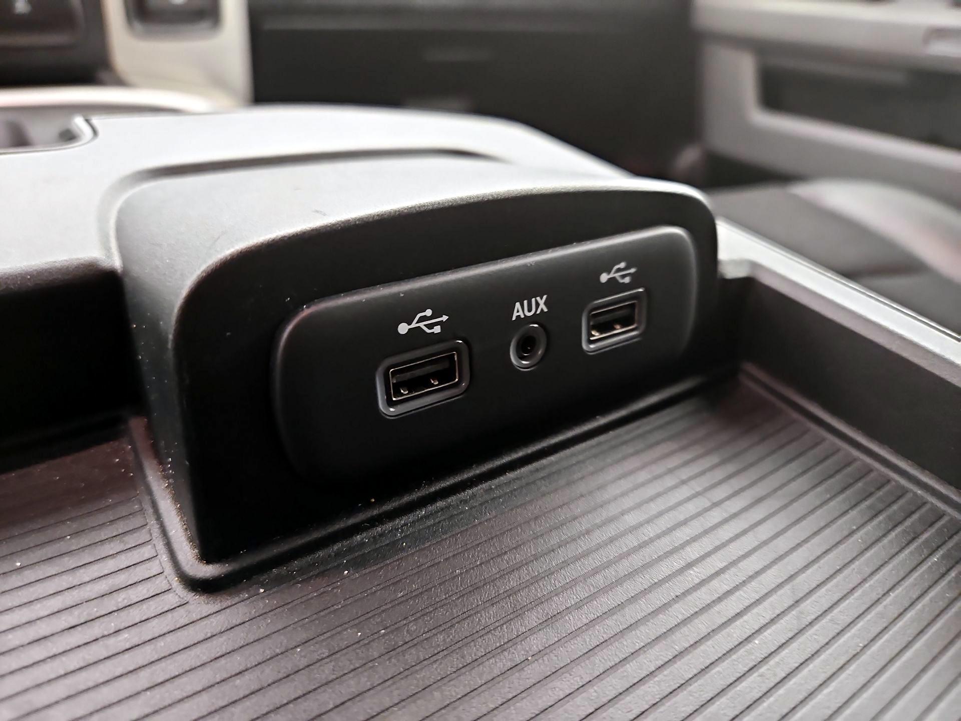 Thumbnail: 2019 RAM 1500 Classic - 18