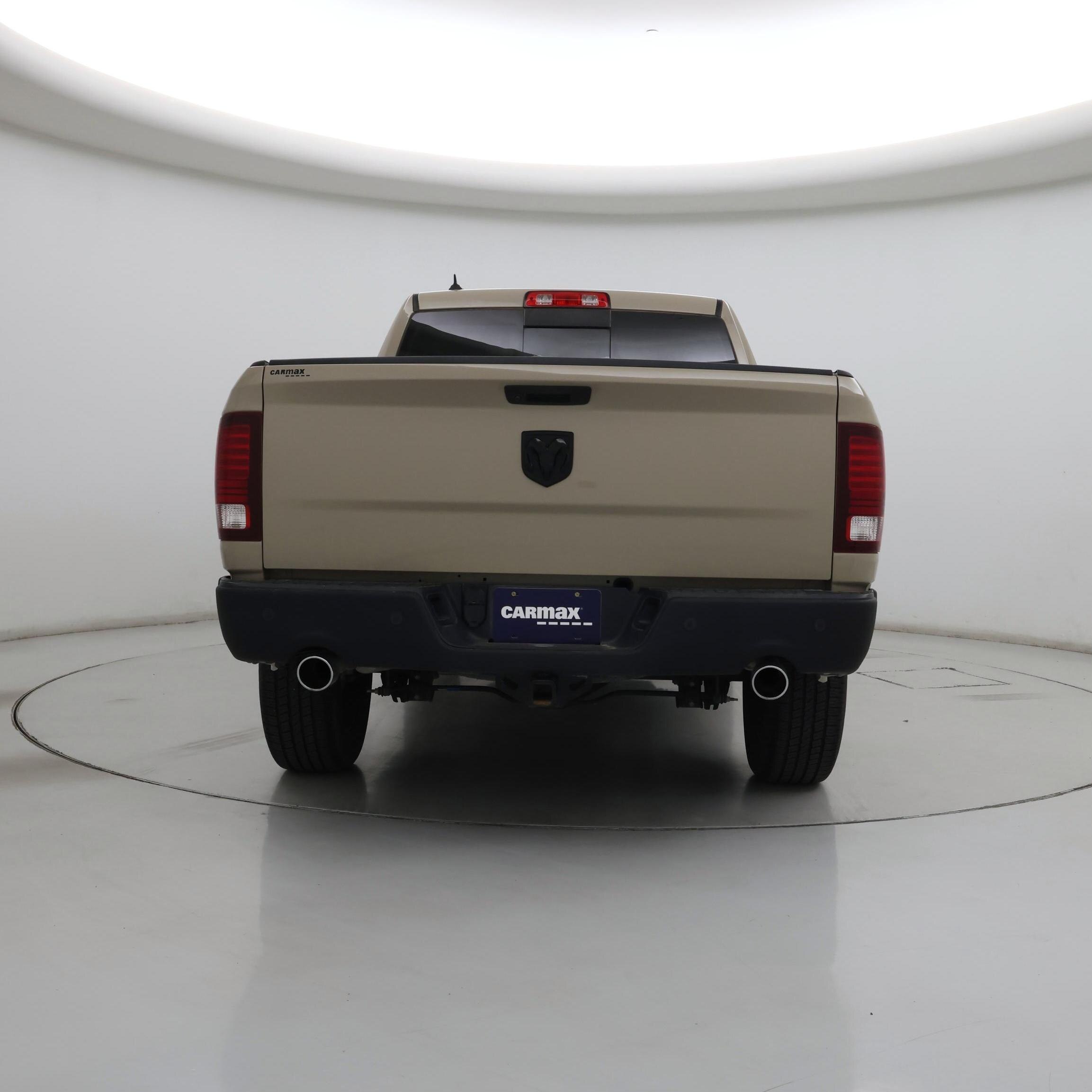 Thumbnail: 2019 RAM 1500 Classic - 6