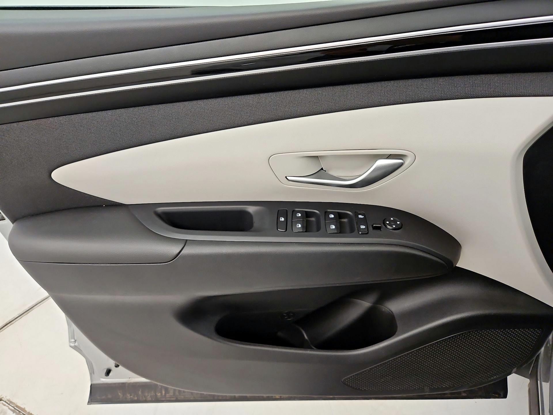 Thumbnail: 2023 Hyundai Tucson - 12