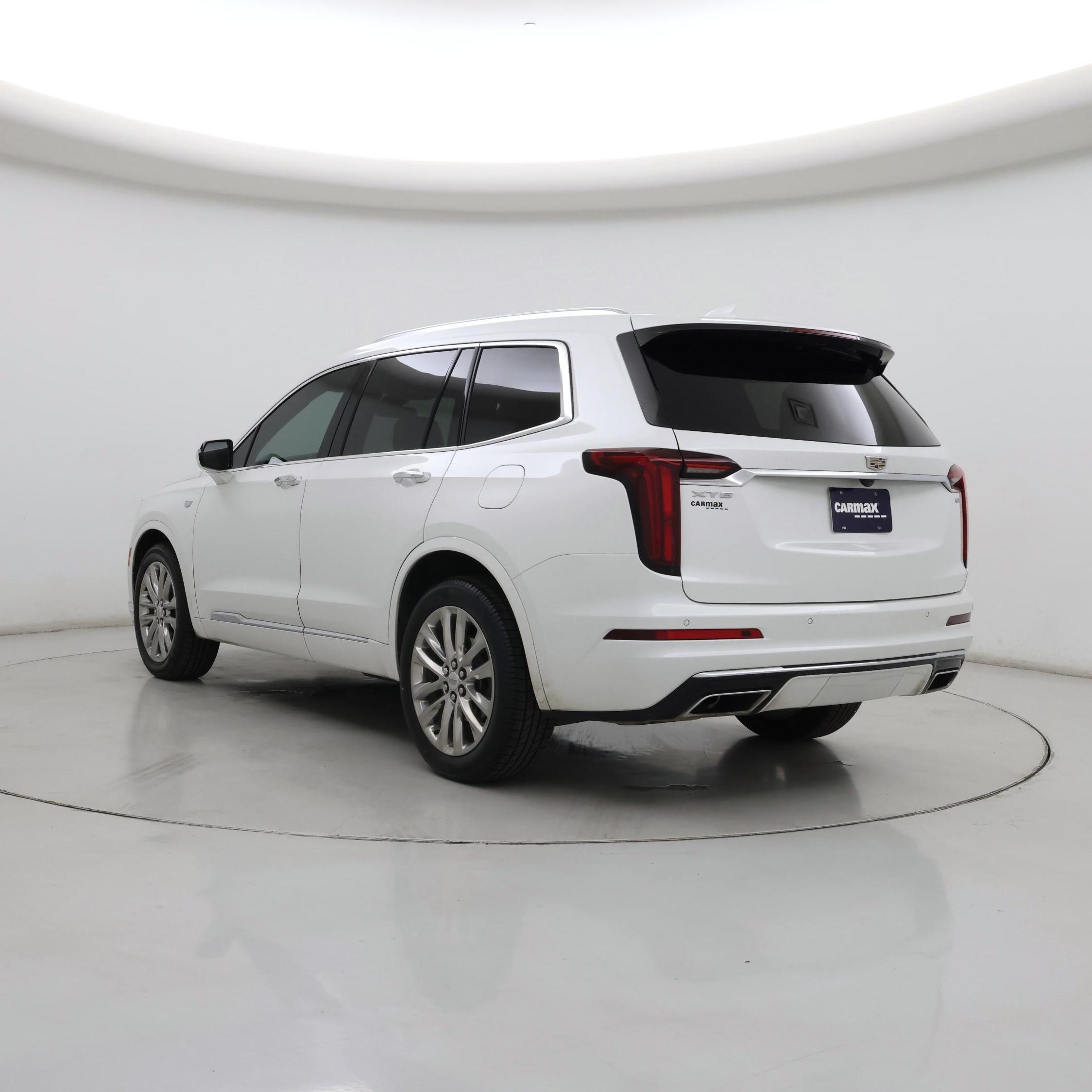 Thumbnail: 2022 Cadillac XT6 - 2