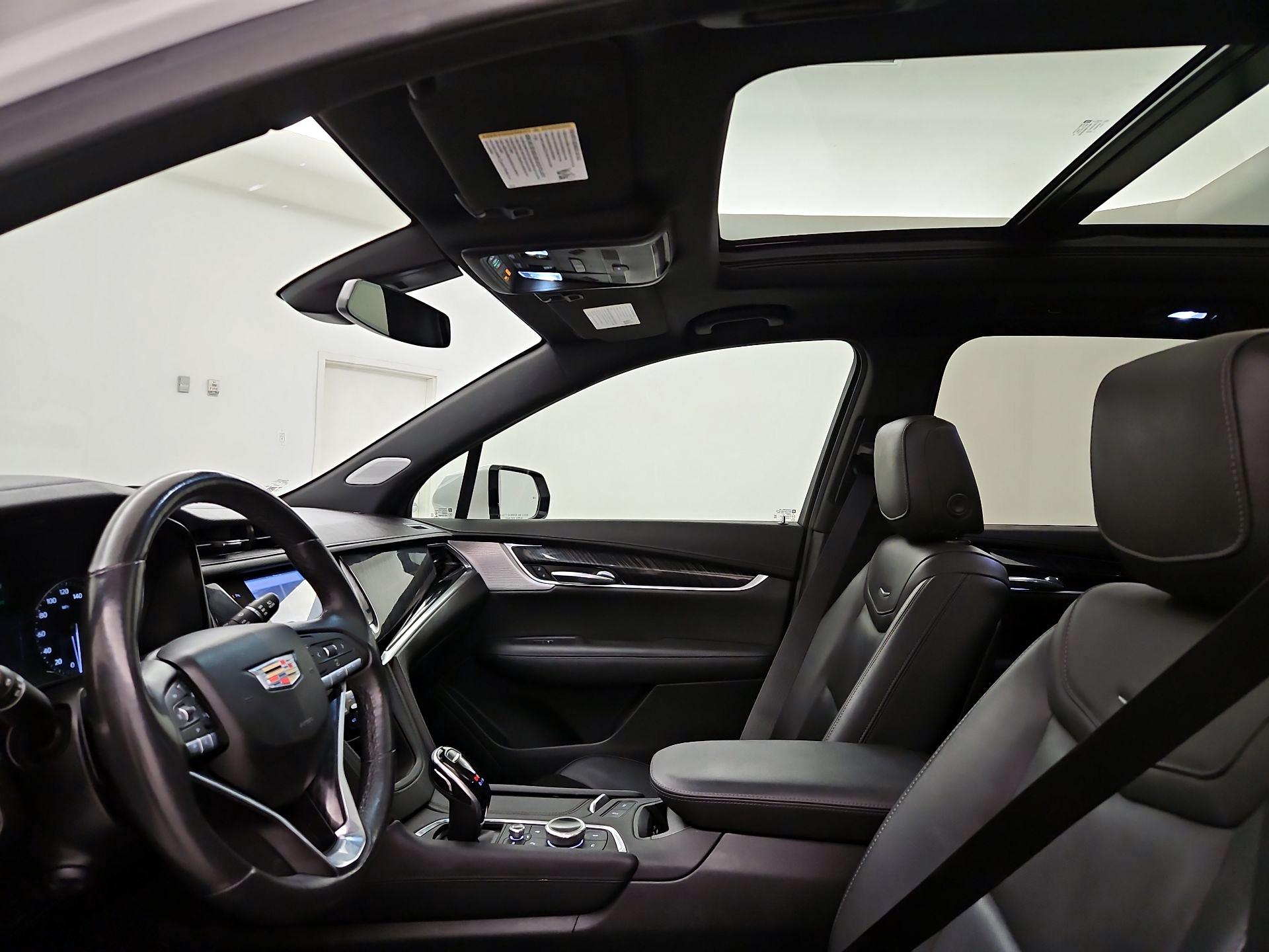 Thumbnail: 2022 Cadillac XT6 - 20