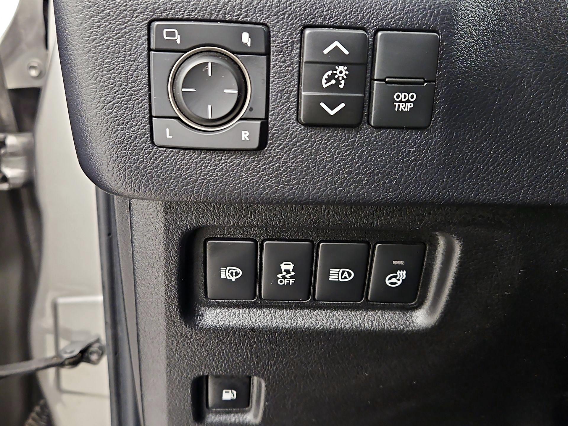 Thumbnail: 2022 Lexus GX - 13