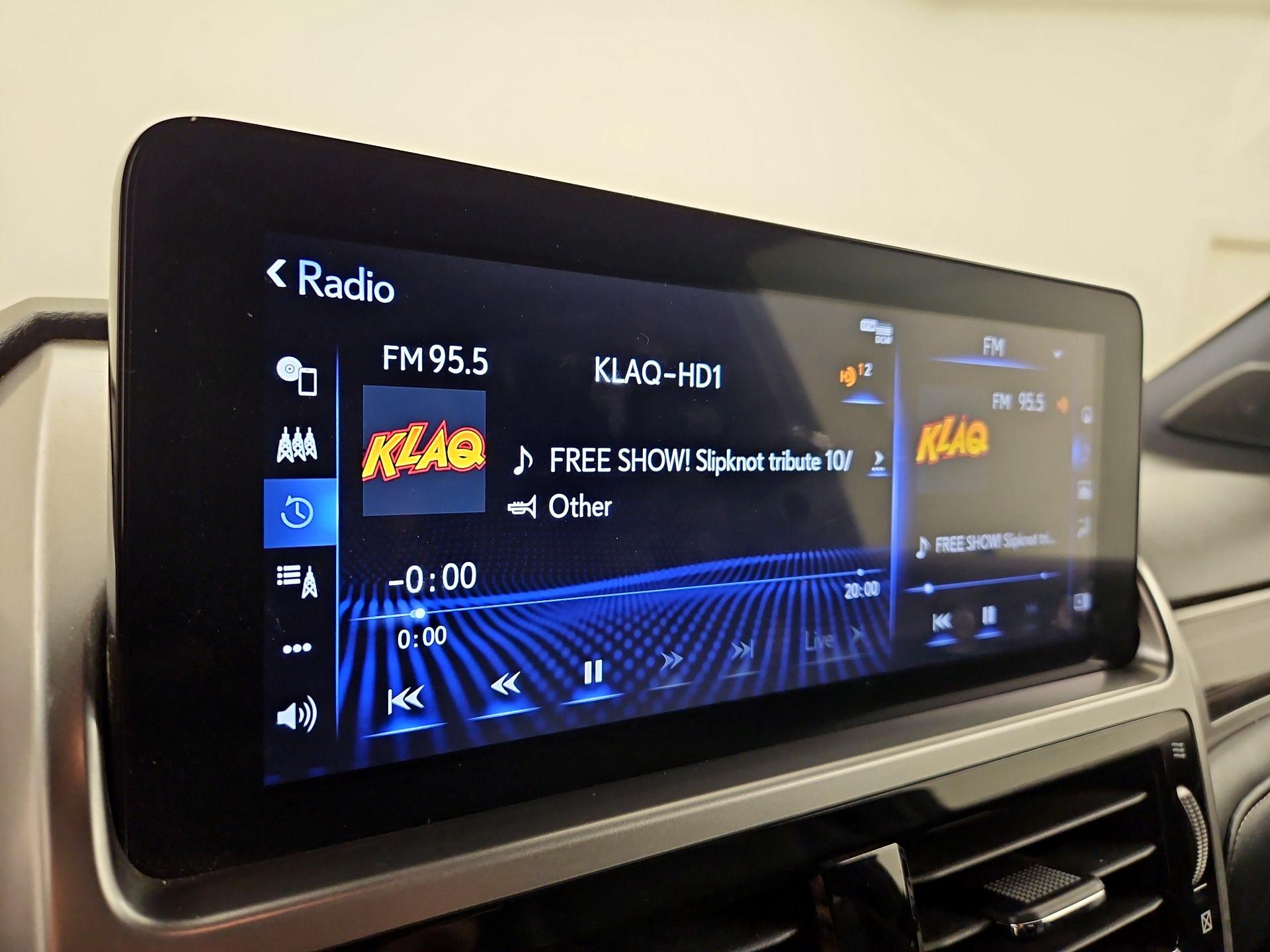 Thumbnail: 2022 Lexus GX - 16