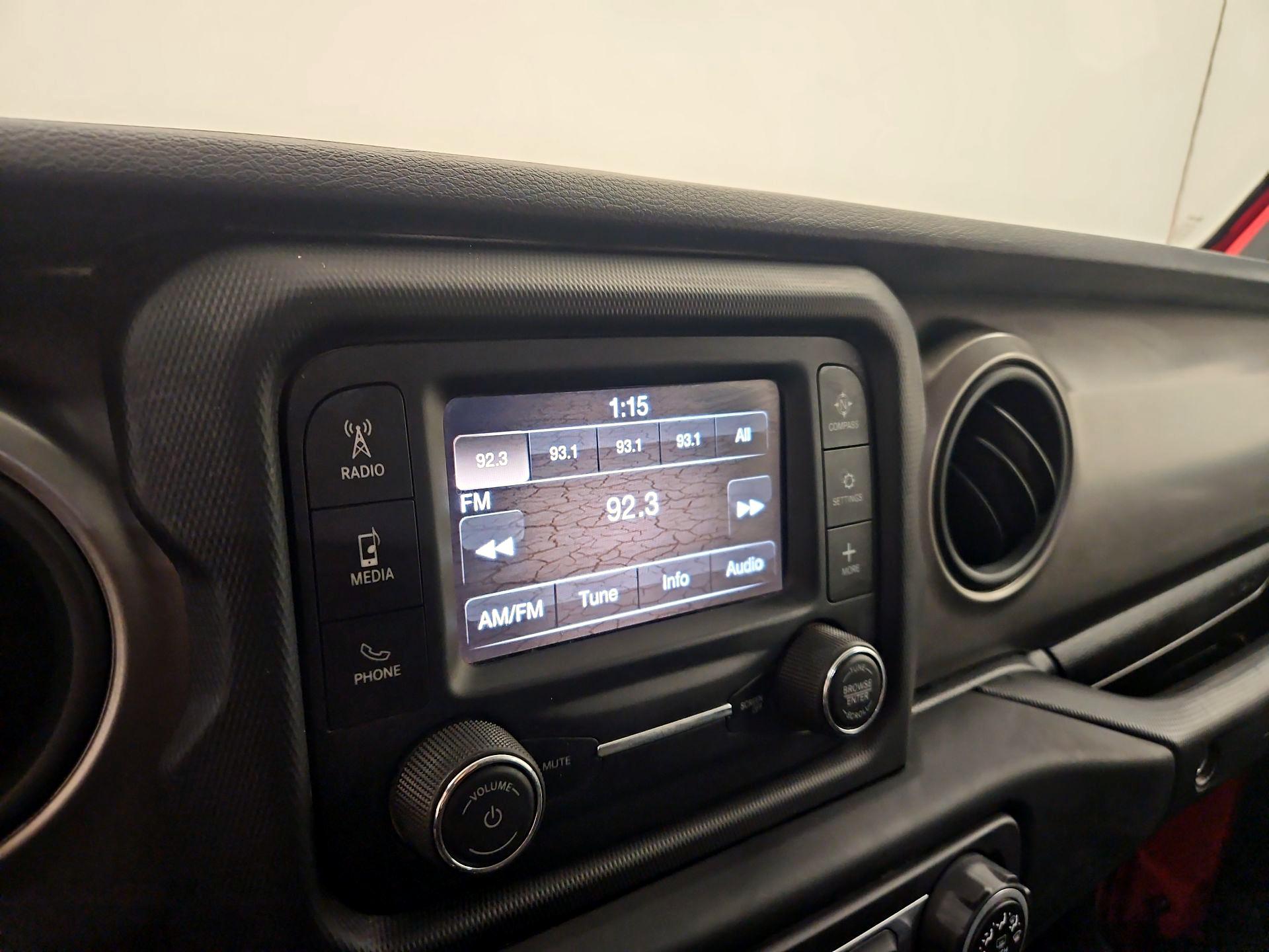 Thumbnail: 2021 Jeep Wrangler - 15