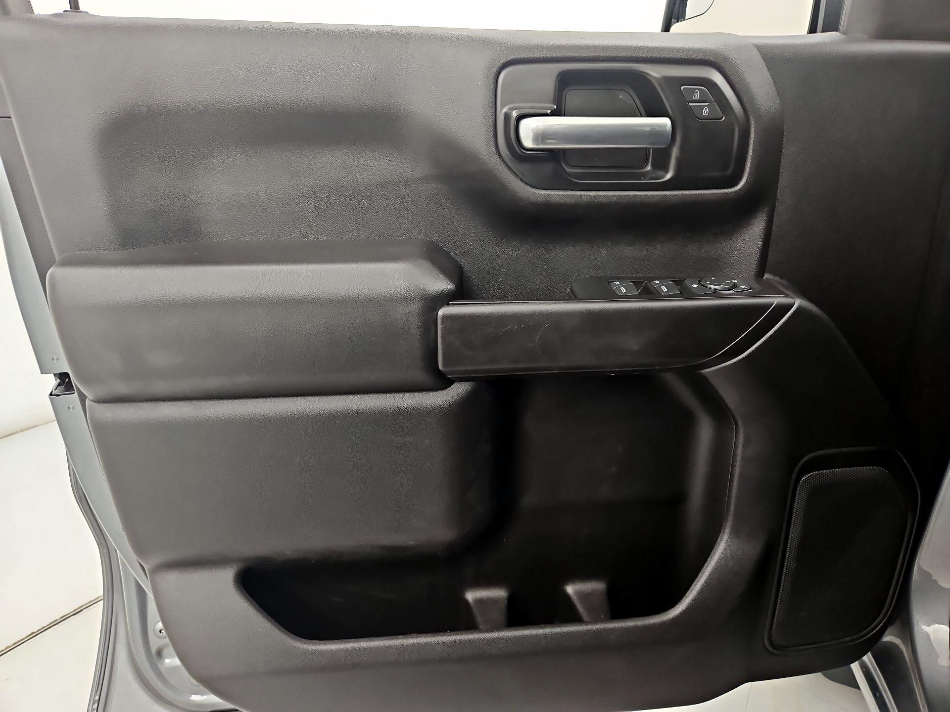 Thumbnail: 2021 Chevrolet Silverado 1500 - 12