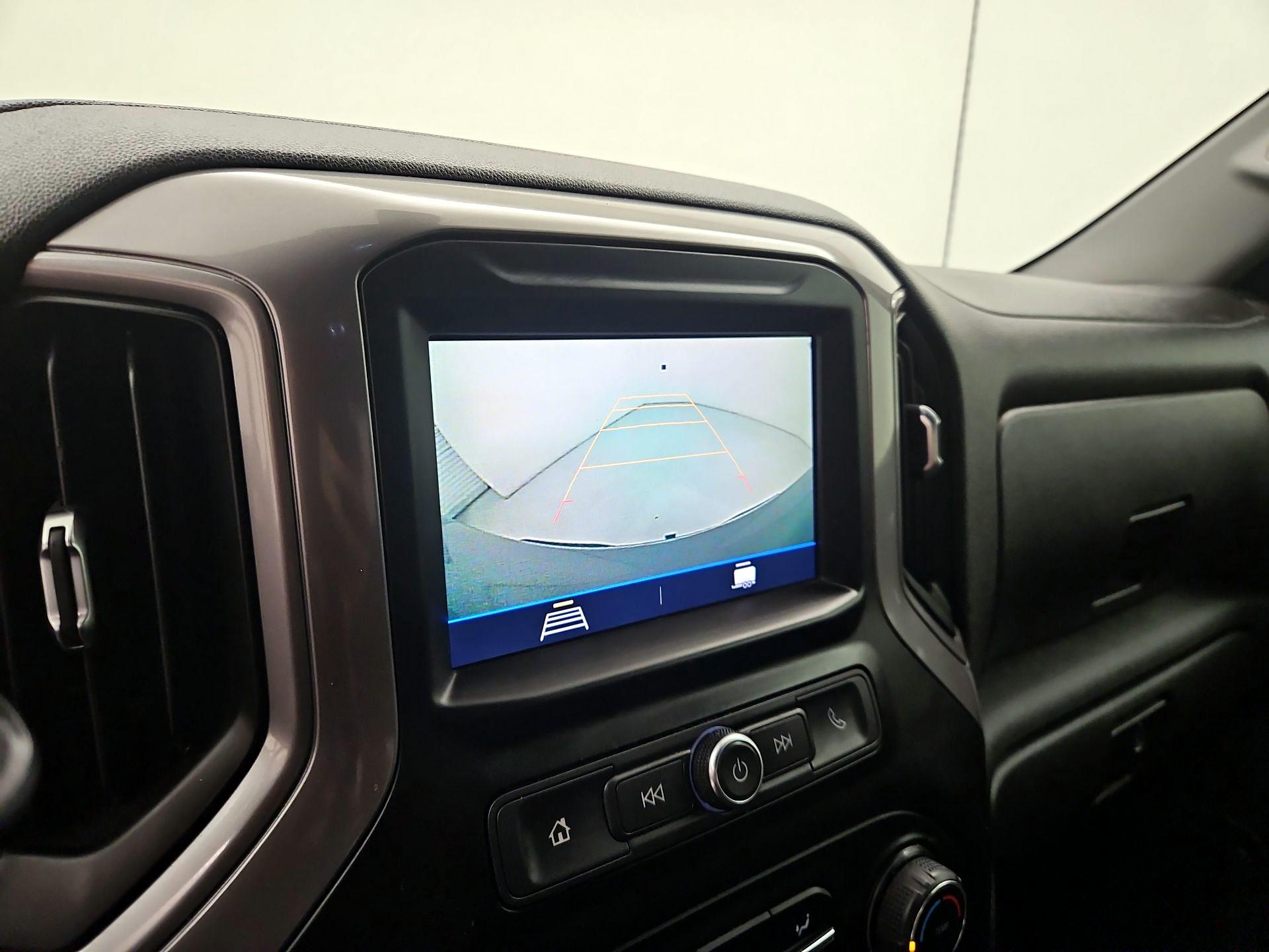 Thumbnail: 2021 Chevrolet Silverado 1500 - 14