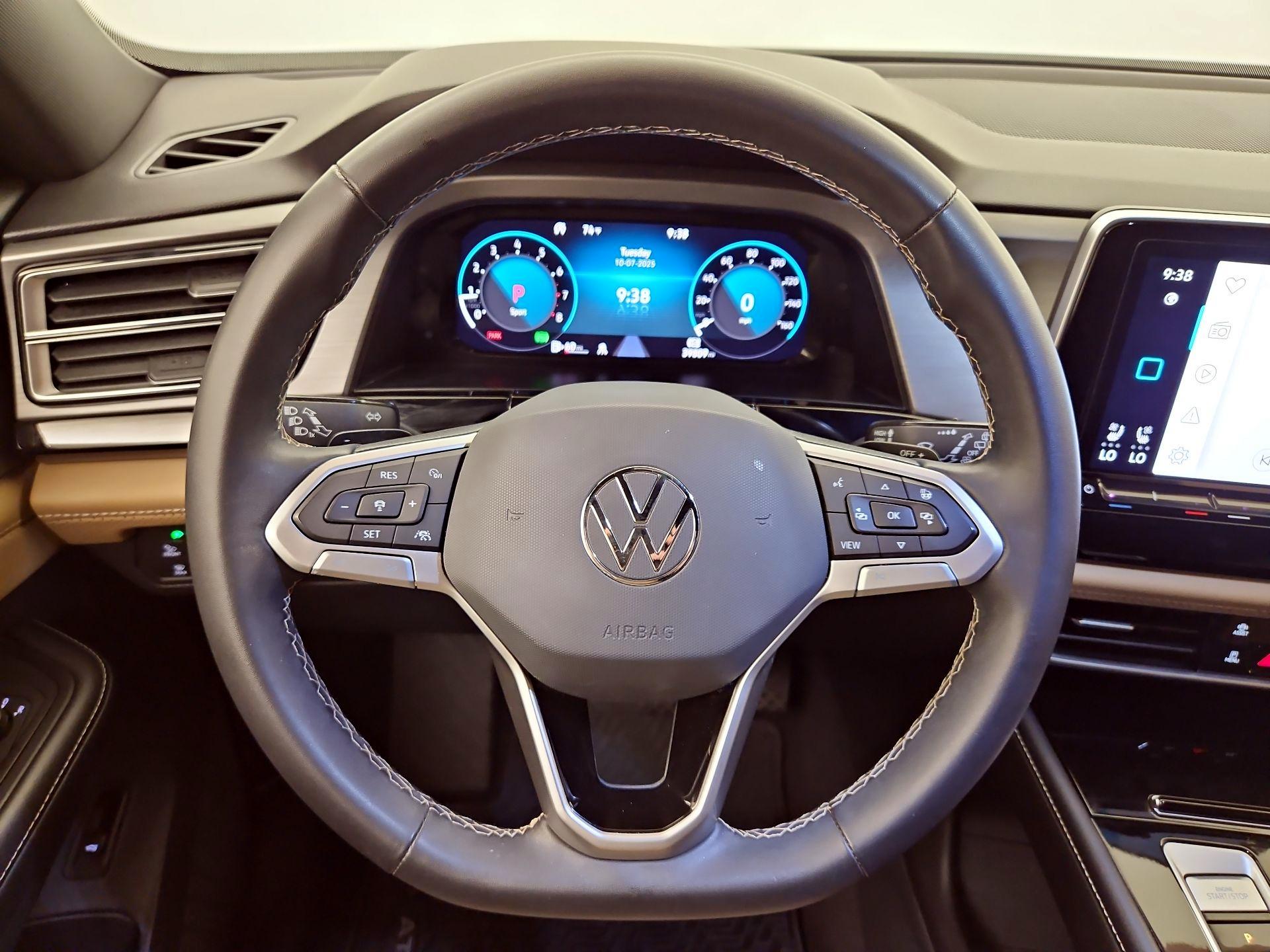 Thumbnail: 2024 Volkswagen Atlas - 10