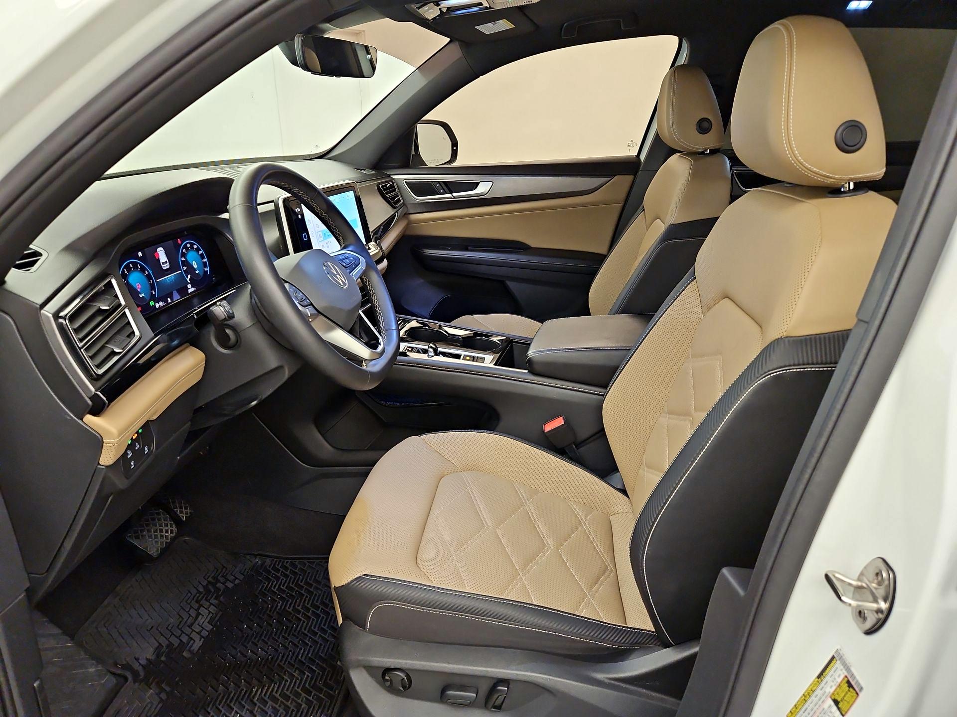 Thumbnail: 2024 Volkswagen Atlas - 11