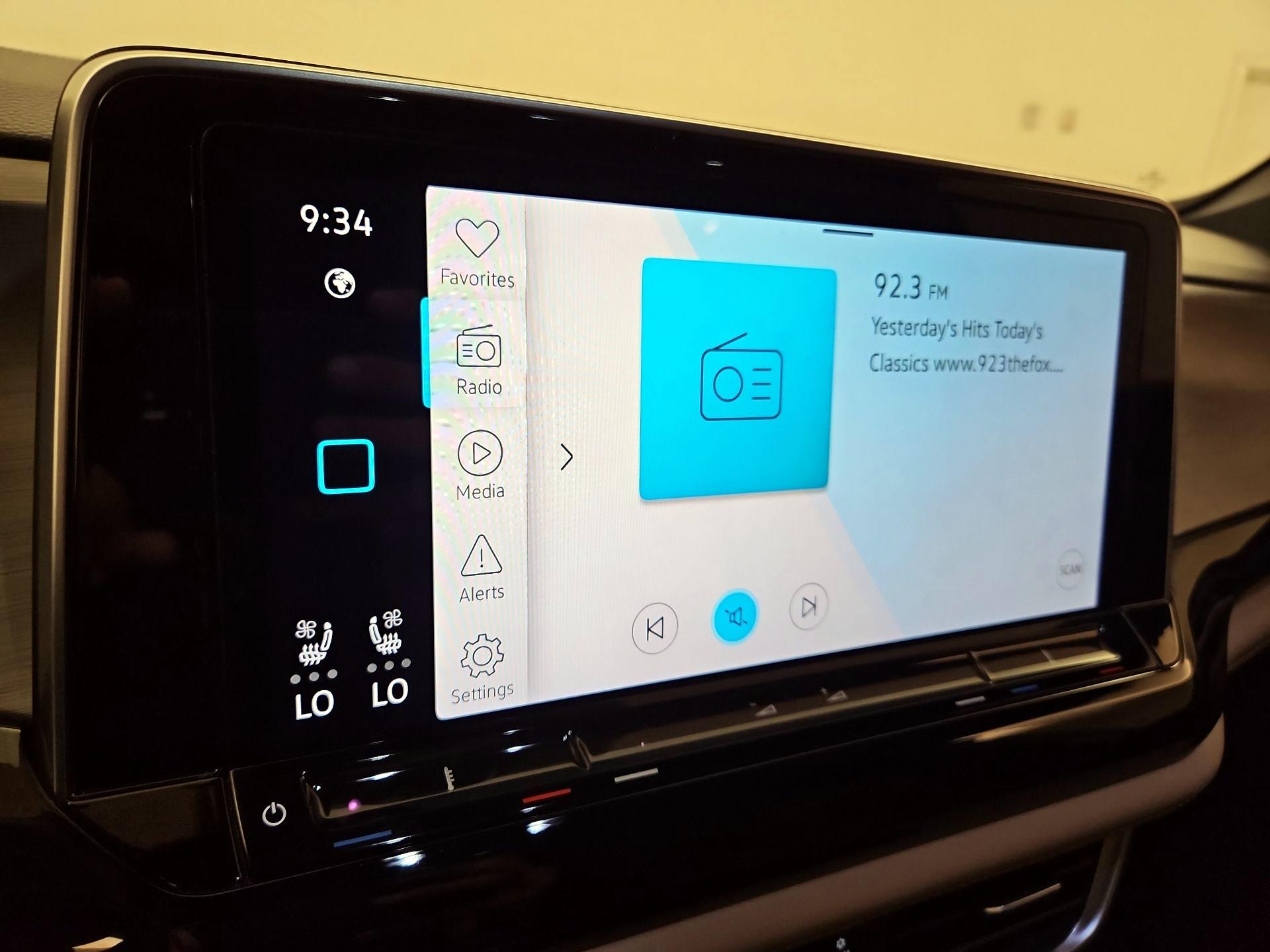 Thumbnail: 2024 Volkswagen Atlas - 15