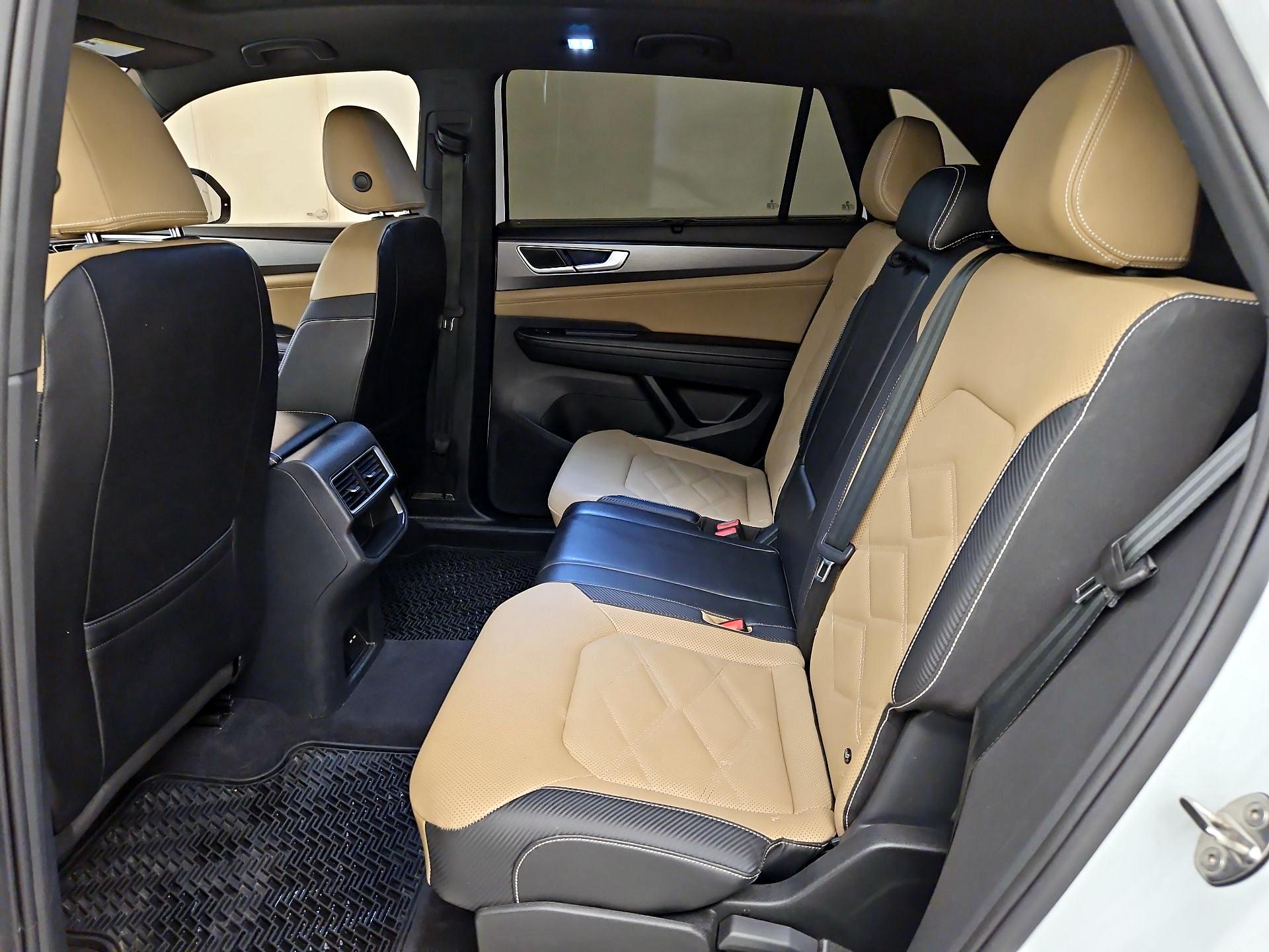 Thumbnail: 2024 Volkswagen Atlas - 19