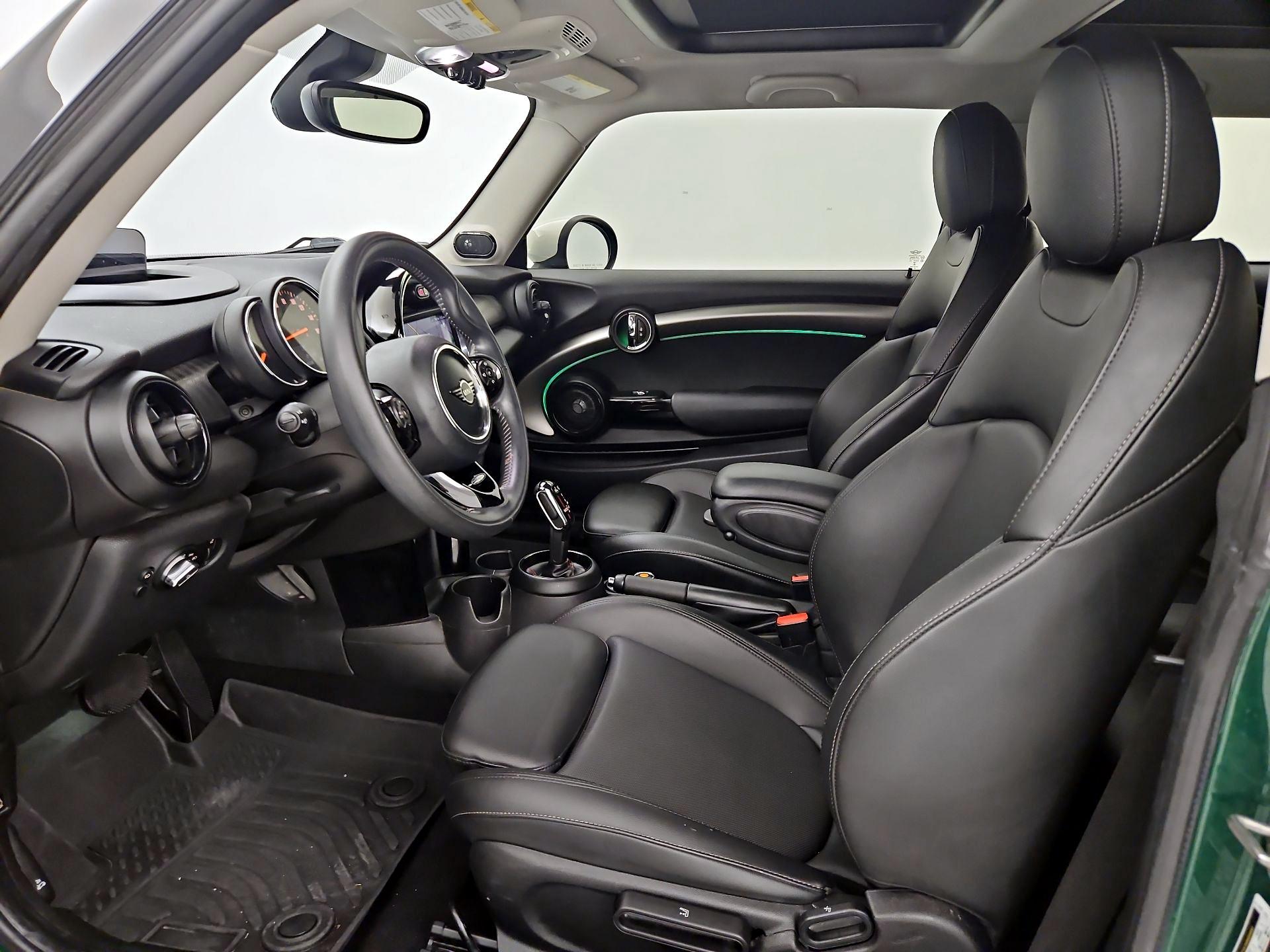 Thumbnail: 2020 MINI Cooper Hardtop - 11