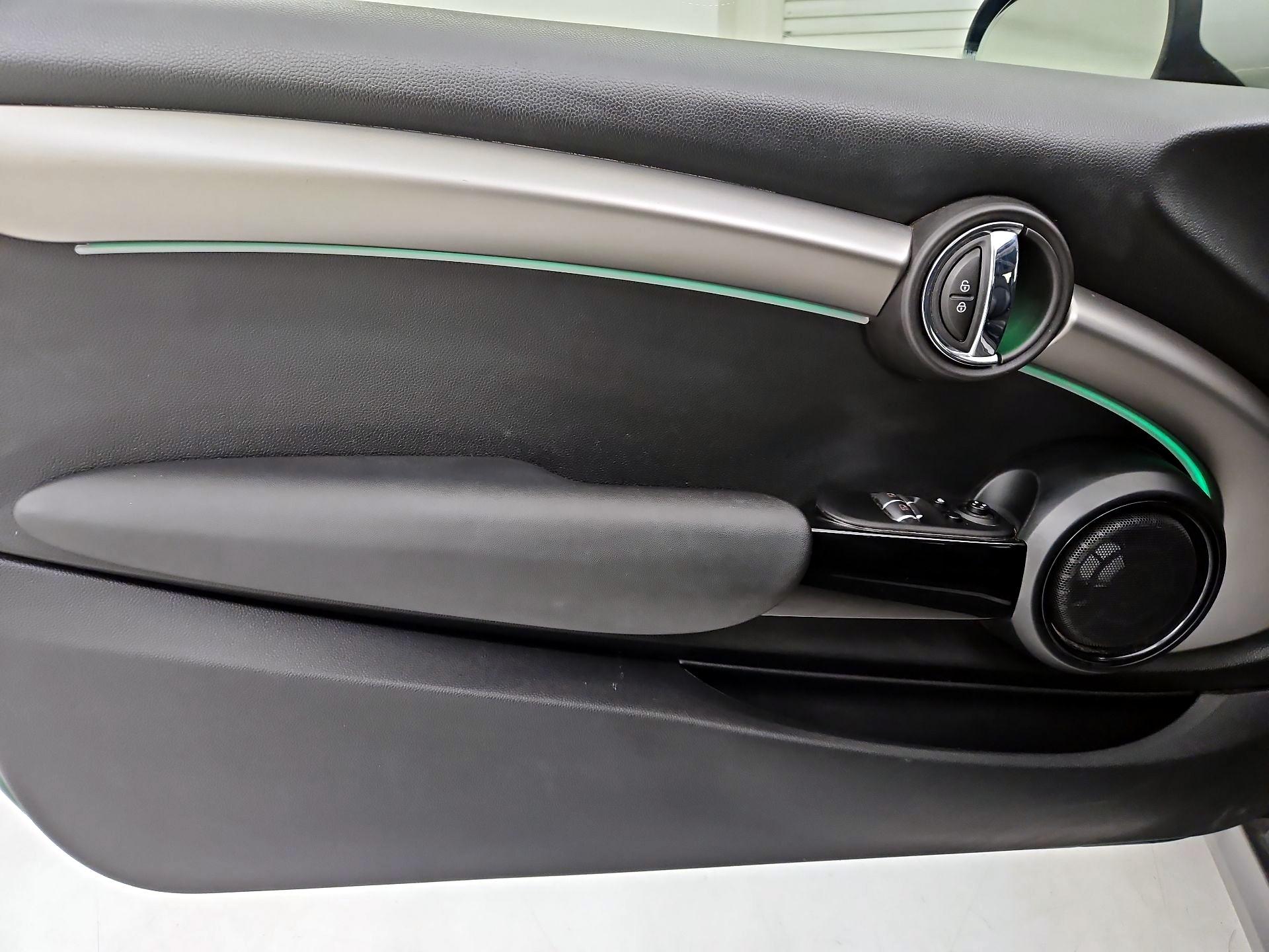 Thumbnail: 2020 MINI Cooper Hardtop - 12