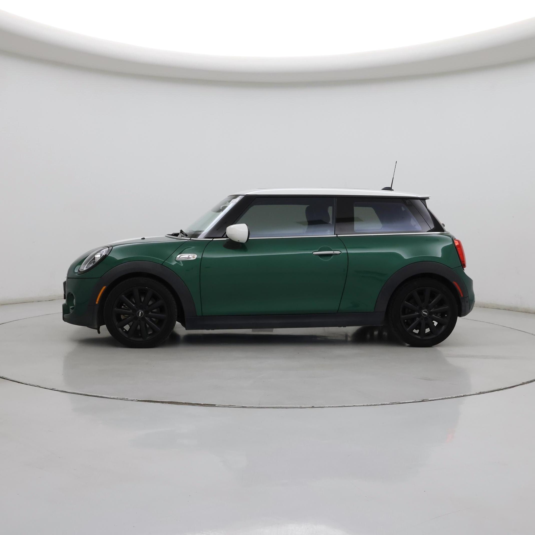 Thumbnail: 2020 MINI Cooper Hardtop - 3