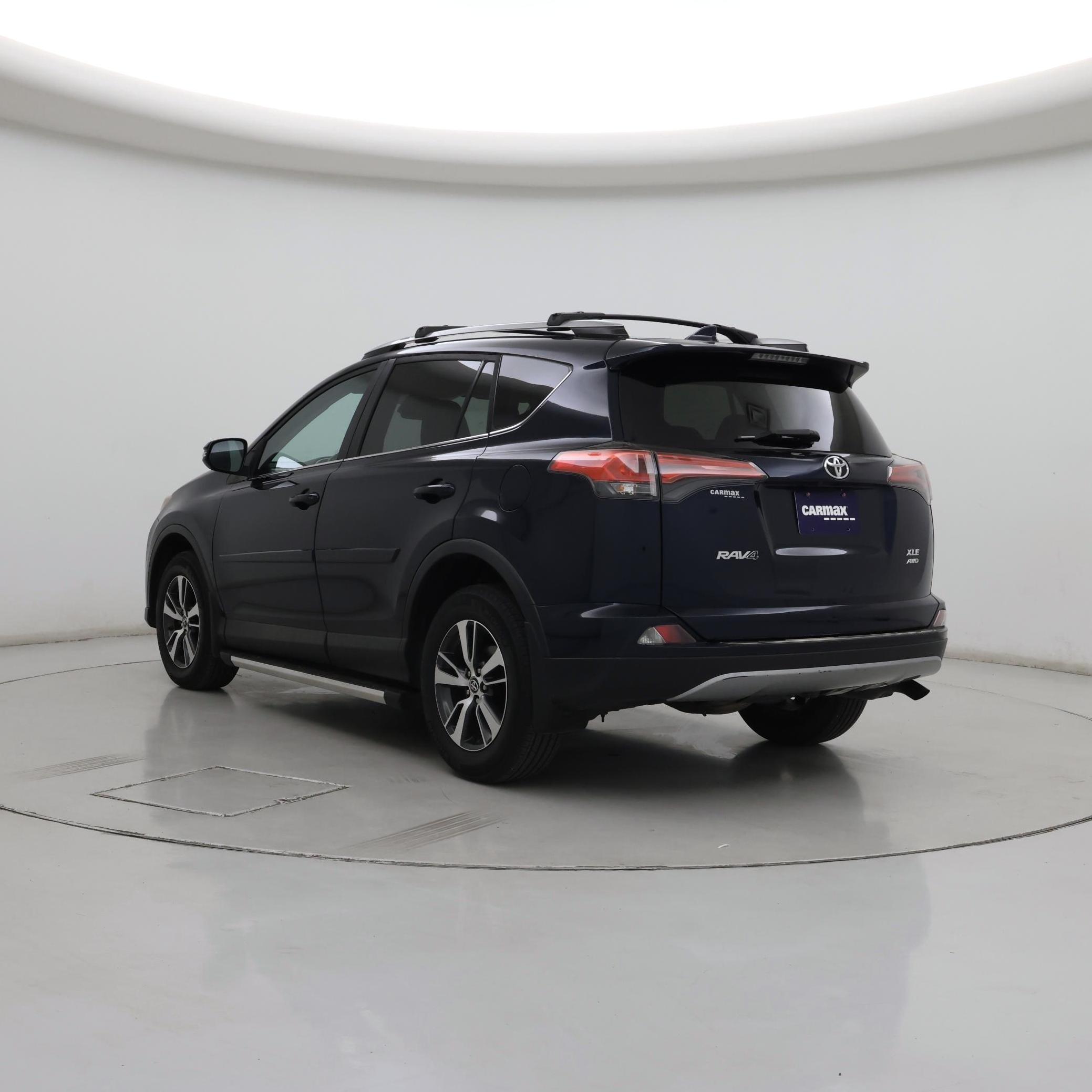 Thumbnail: 2018 Toyota RAV4 - 2