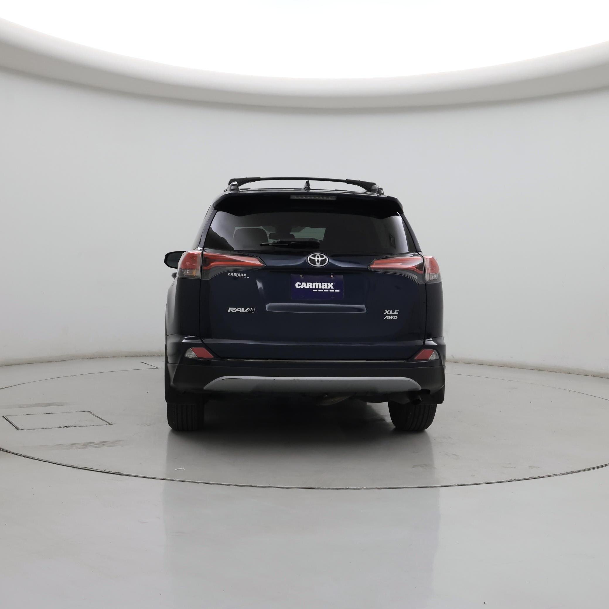 Thumbnail: 2018 Toyota RAV4 - 6