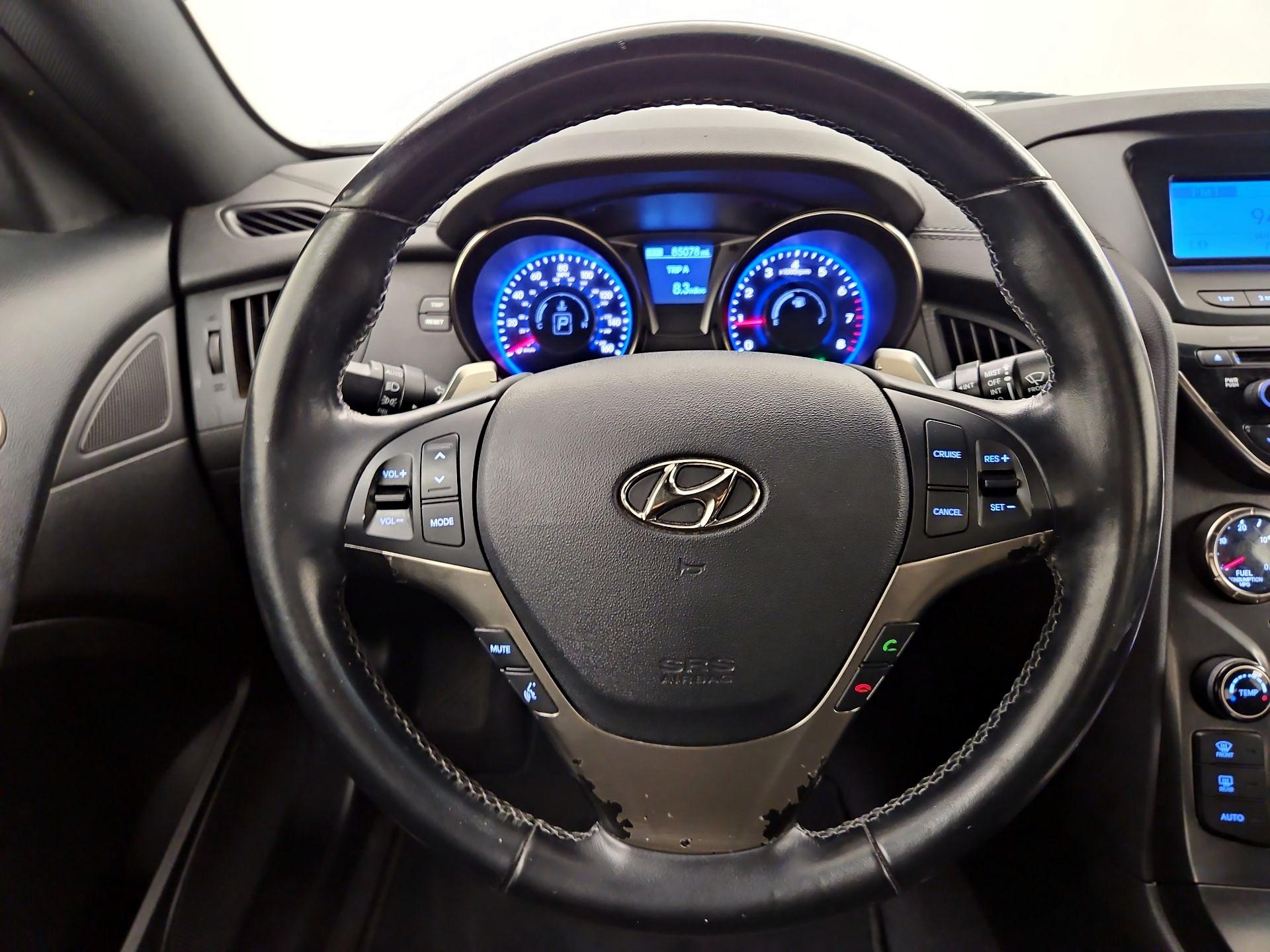 Thumbnail: 2014 Hyundai Genesis - 10