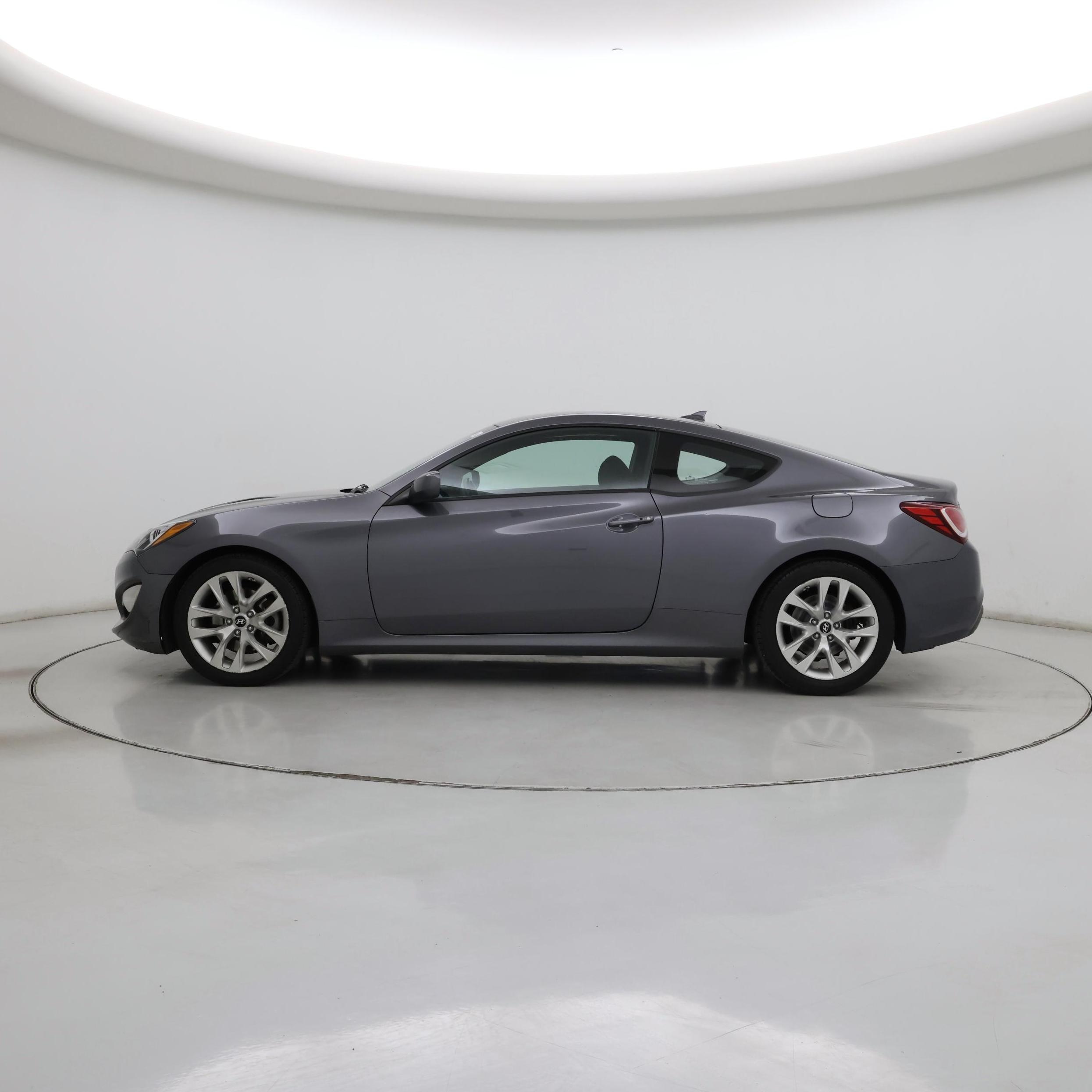 Thumbnail: 2014 Hyundai Genesis - 3