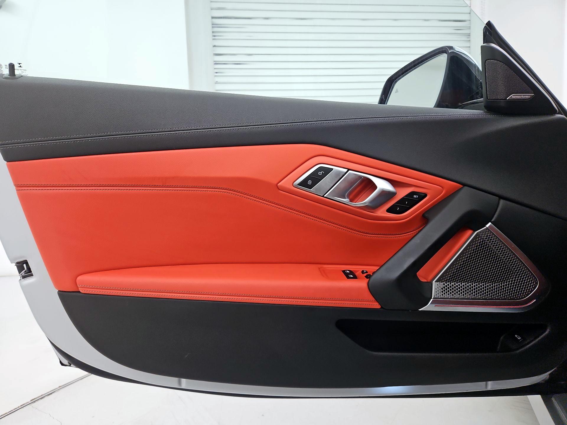 Thumbnail: 2022 BMW Z4 - 12