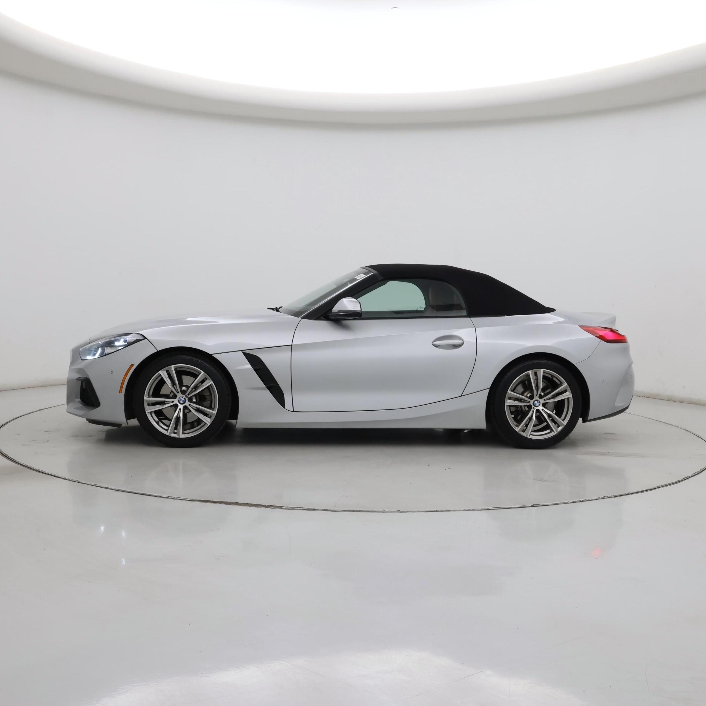 Thumbnail: 2022 BMW Z4 - 3
