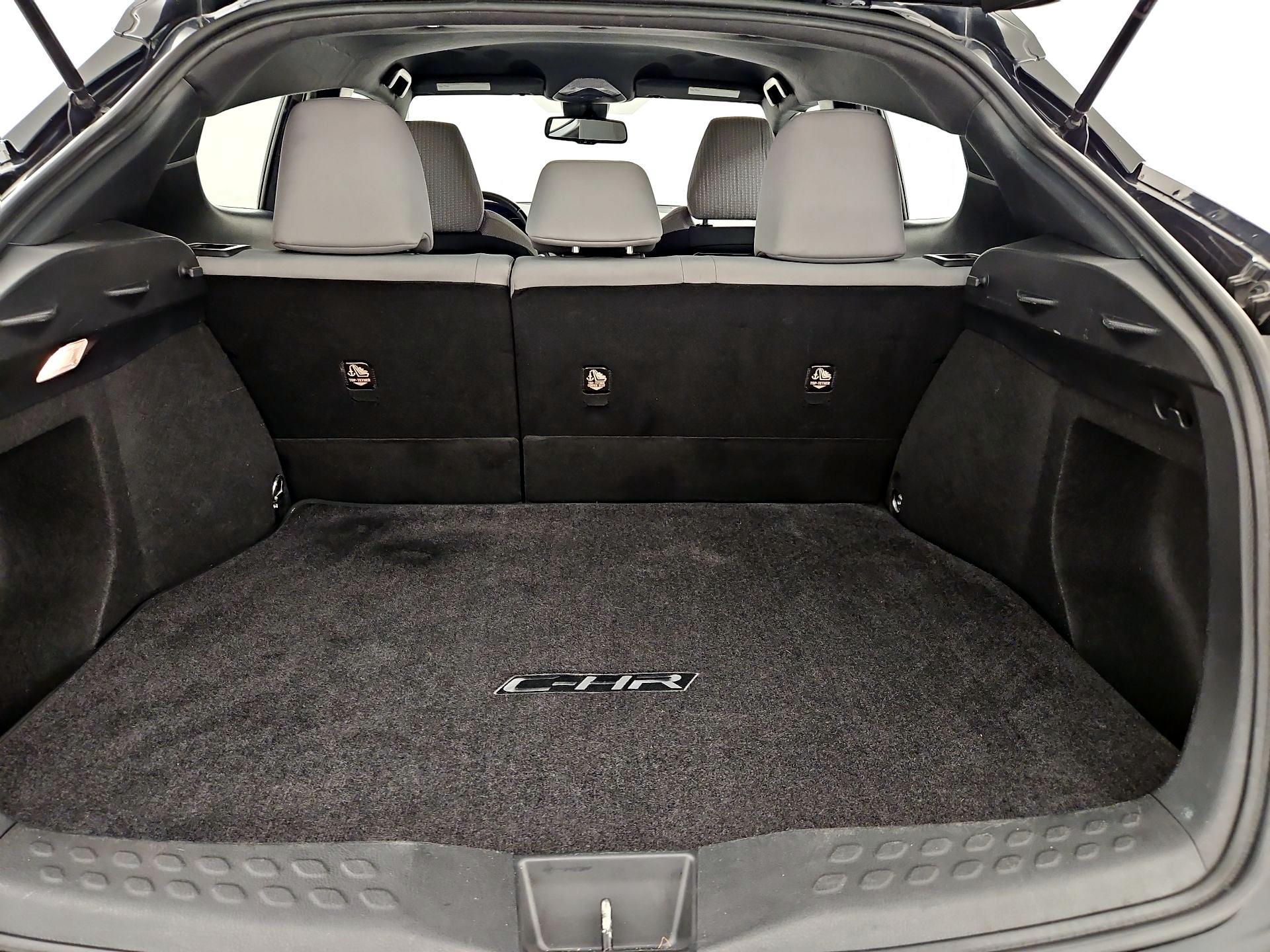 Thumbnail: 2019 Toyota C-HR - 20