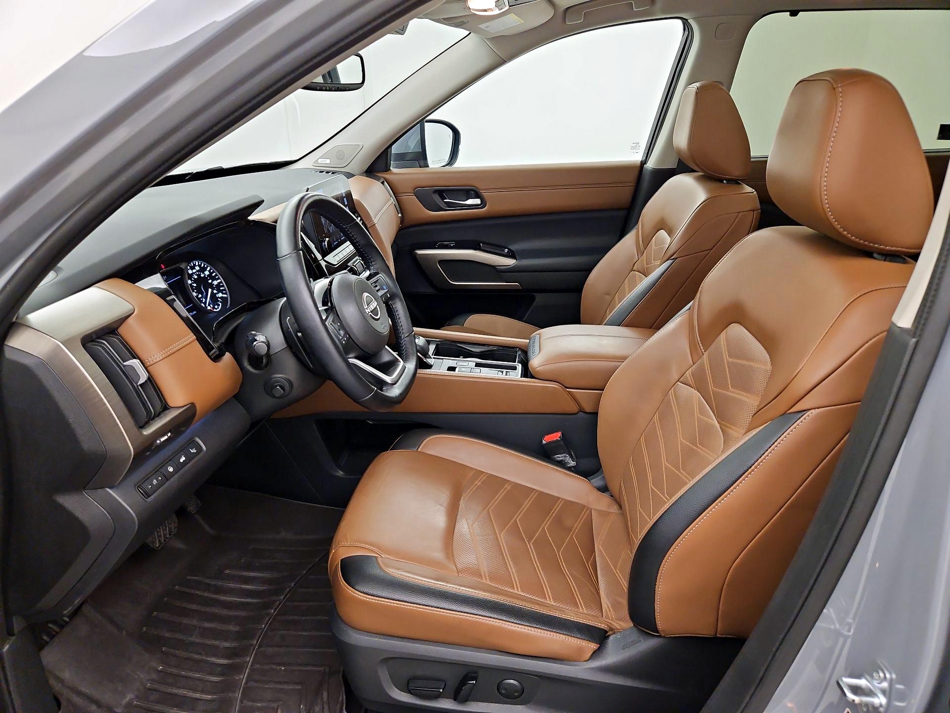 Thumbnail: 2022 Nissan Pathfinder - 11