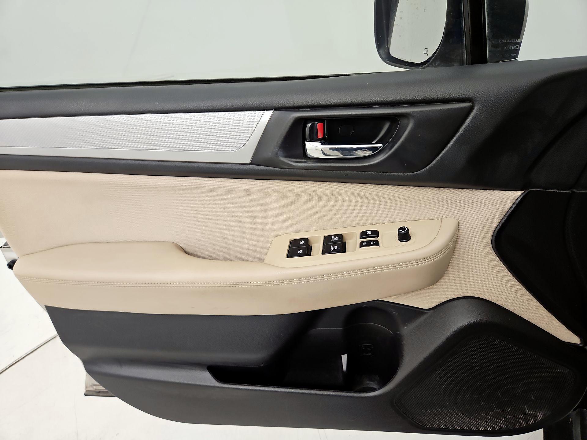 Thumbnail: 2018 Subaru Outback - 12