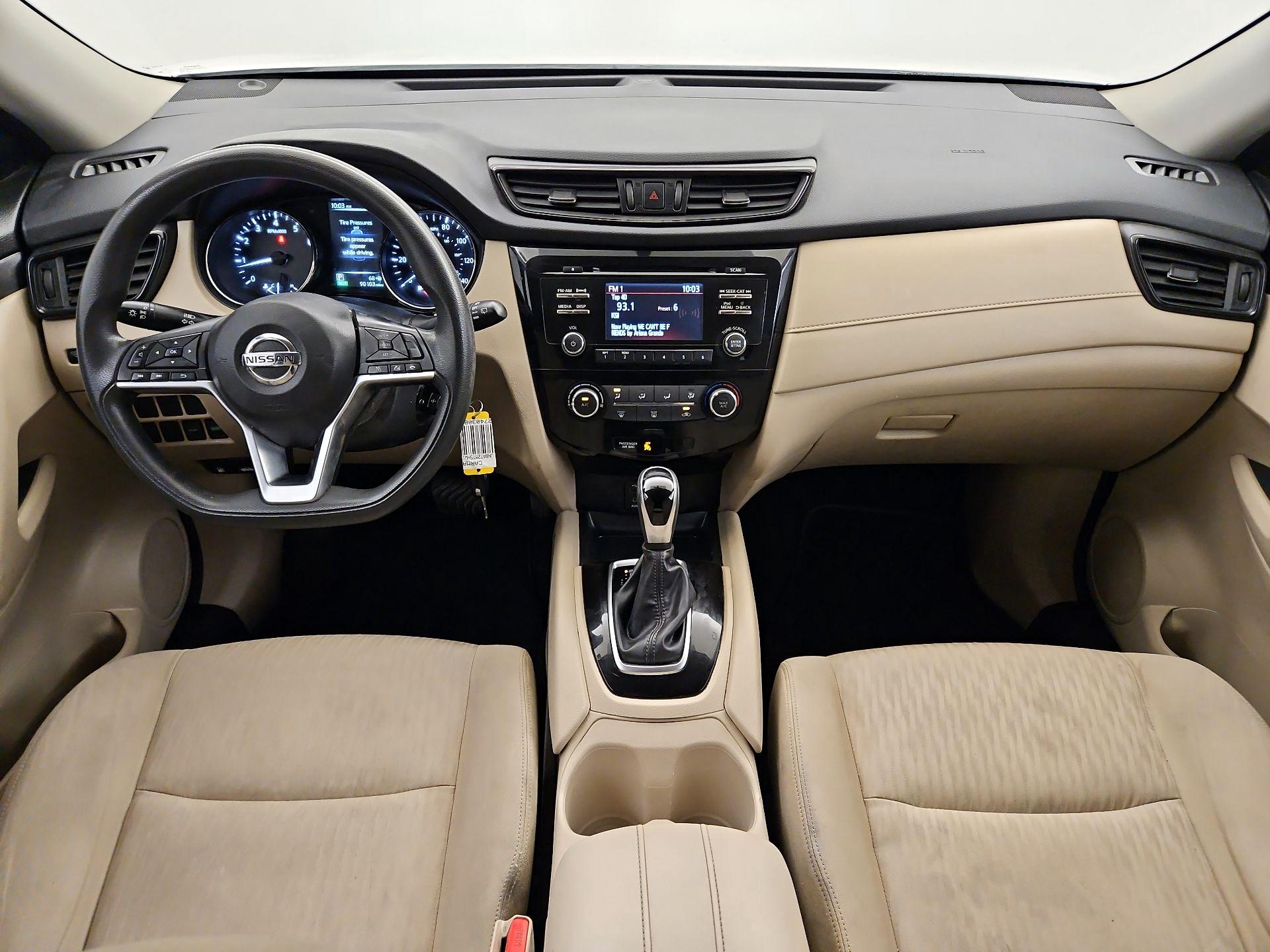 Thumbnail: 2017 Nissan Rogue - 9