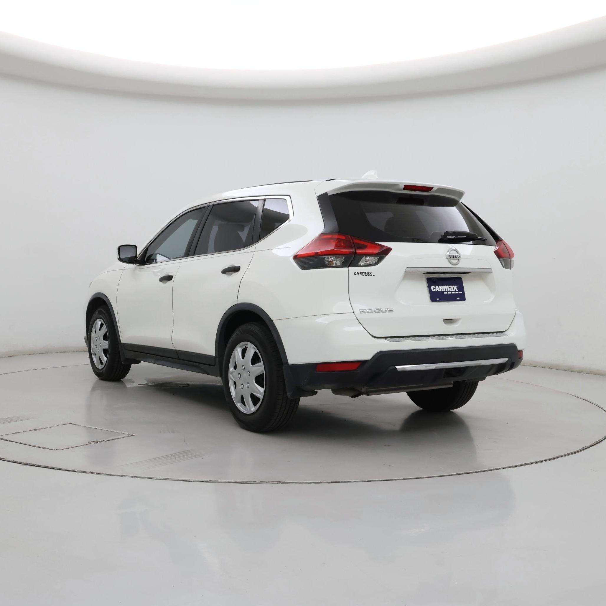 Thumbnail: 2017 Nissan Rogue - 2