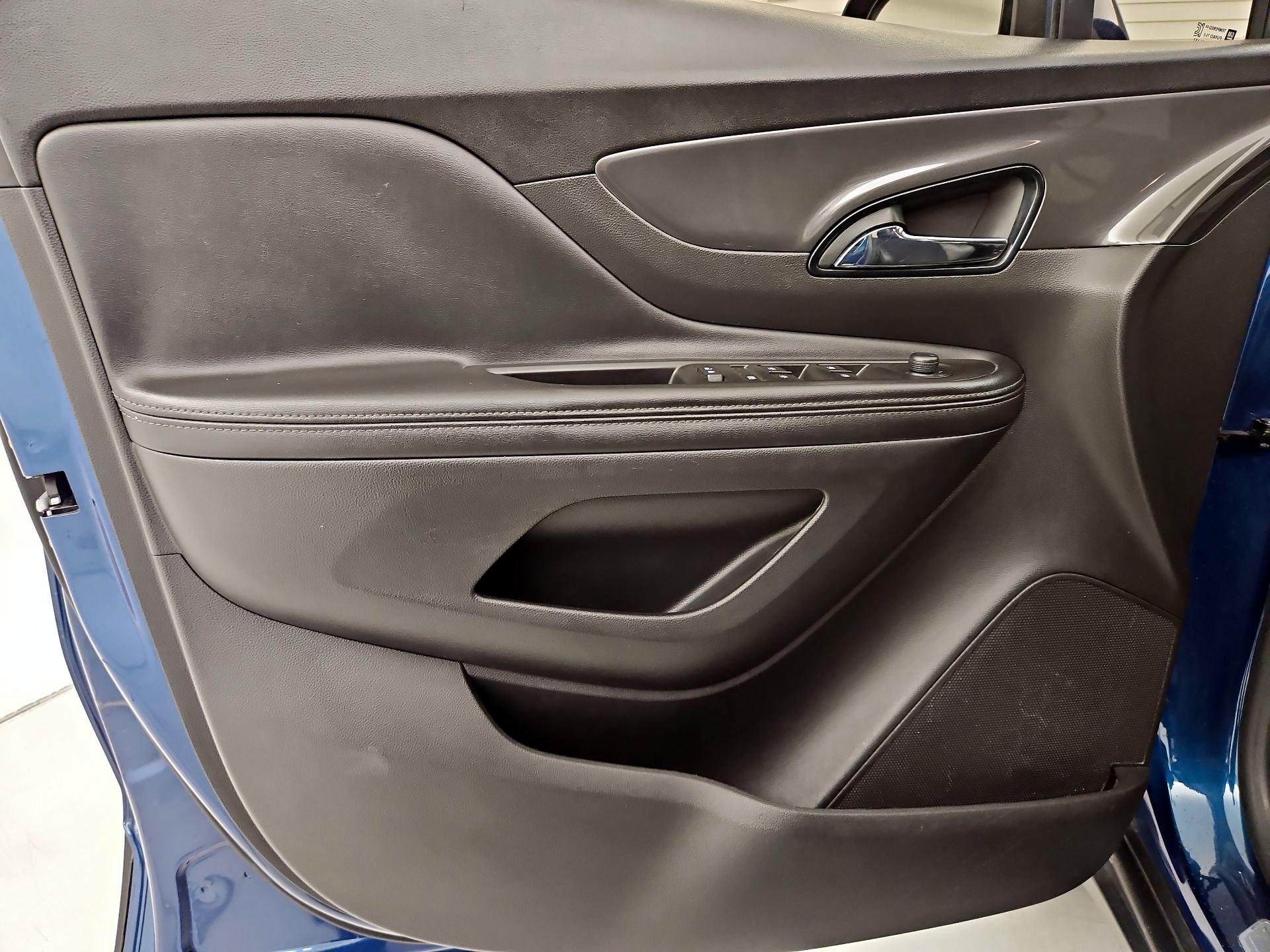 Thumbnail: 2020 Buick Encore - 12
