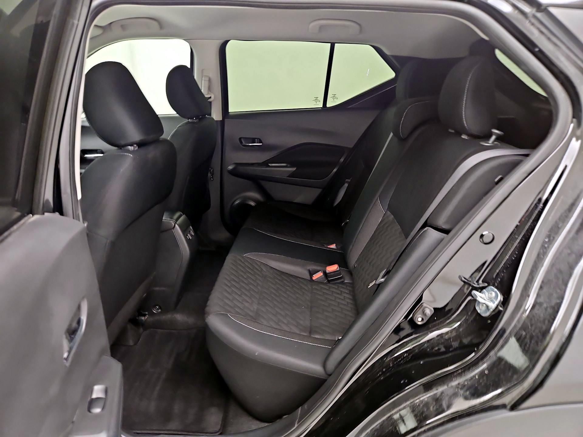 Thumbnail: 2023 Nissan Kicks - 18