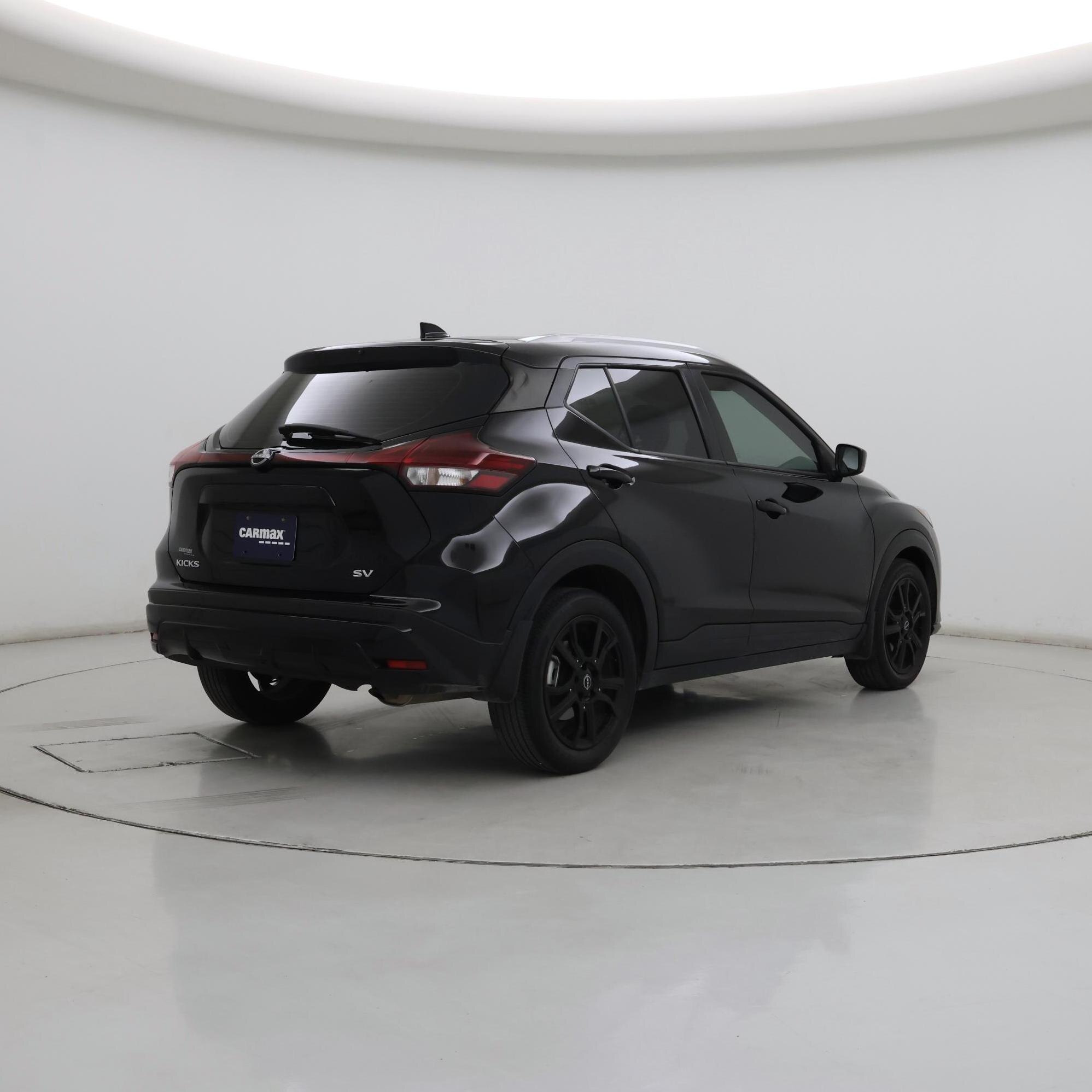 Thumbnail: 2023 Nissan Kicks - 8