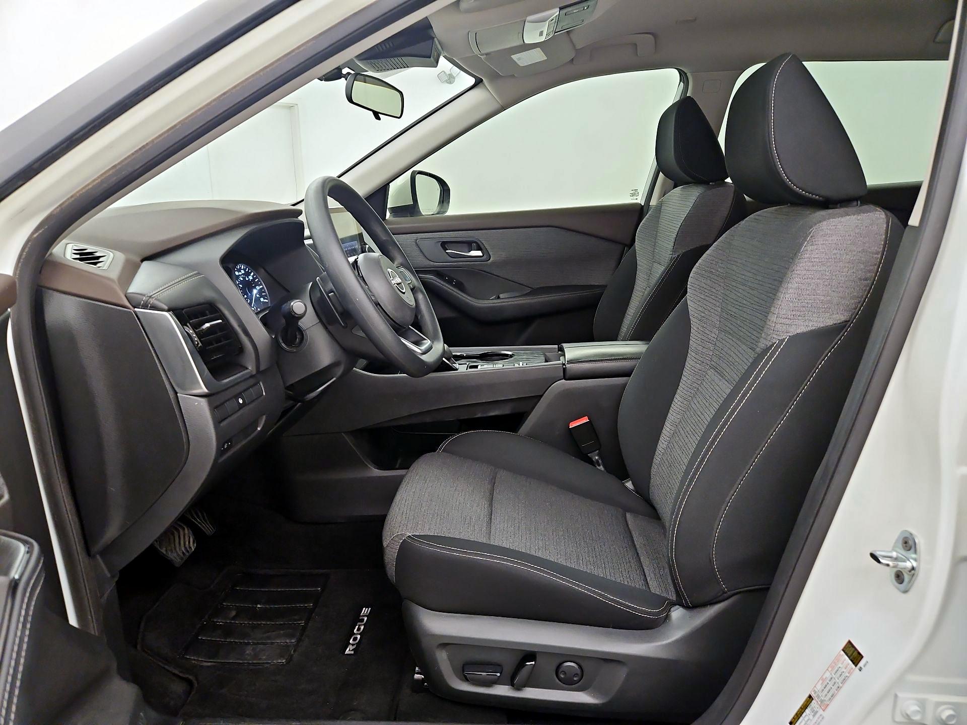 Thumbnail: 2023 Nissan Rogue - 11