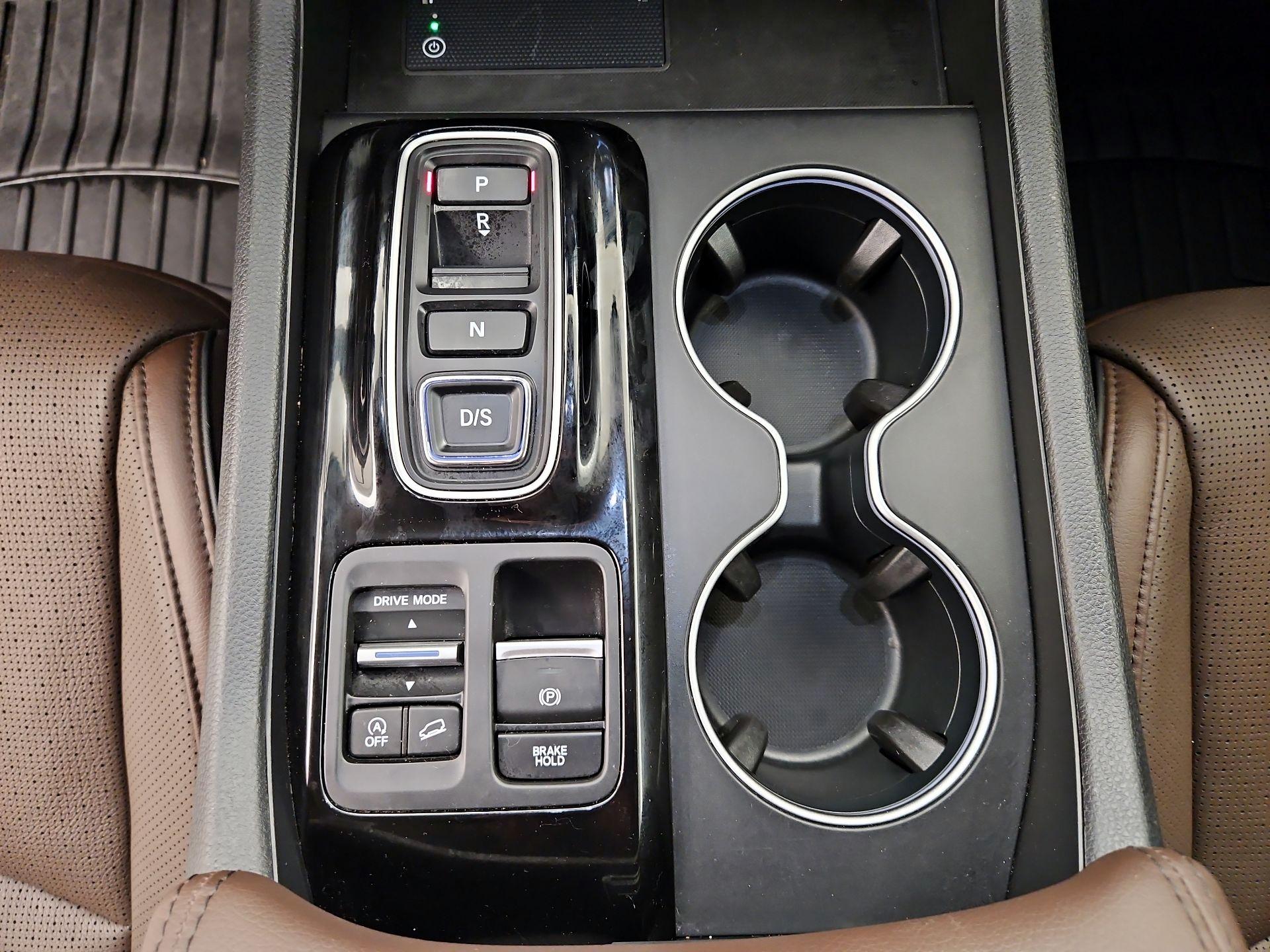 Thumbnail: 2024 Honda Pilot - 18