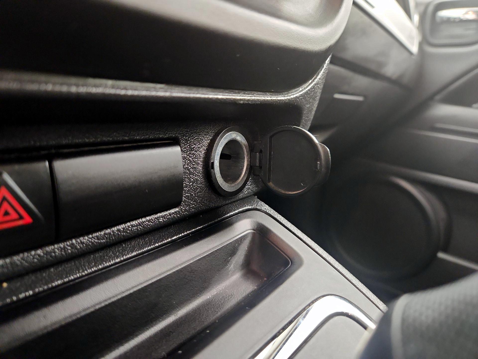 Thumbnail: 2015 Jeep Compass - 16