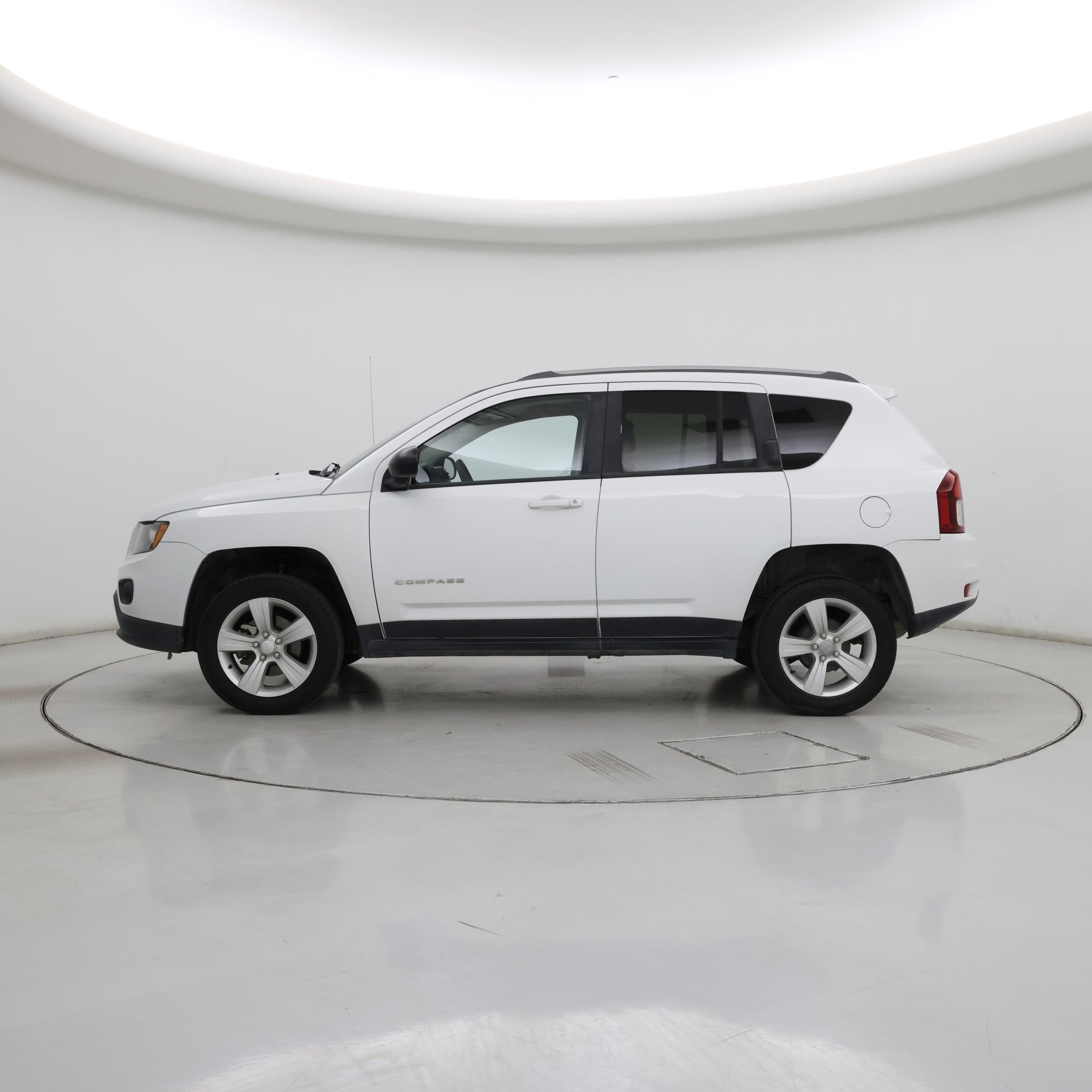 Thumbnail: 2015 Jeep Compass - 3