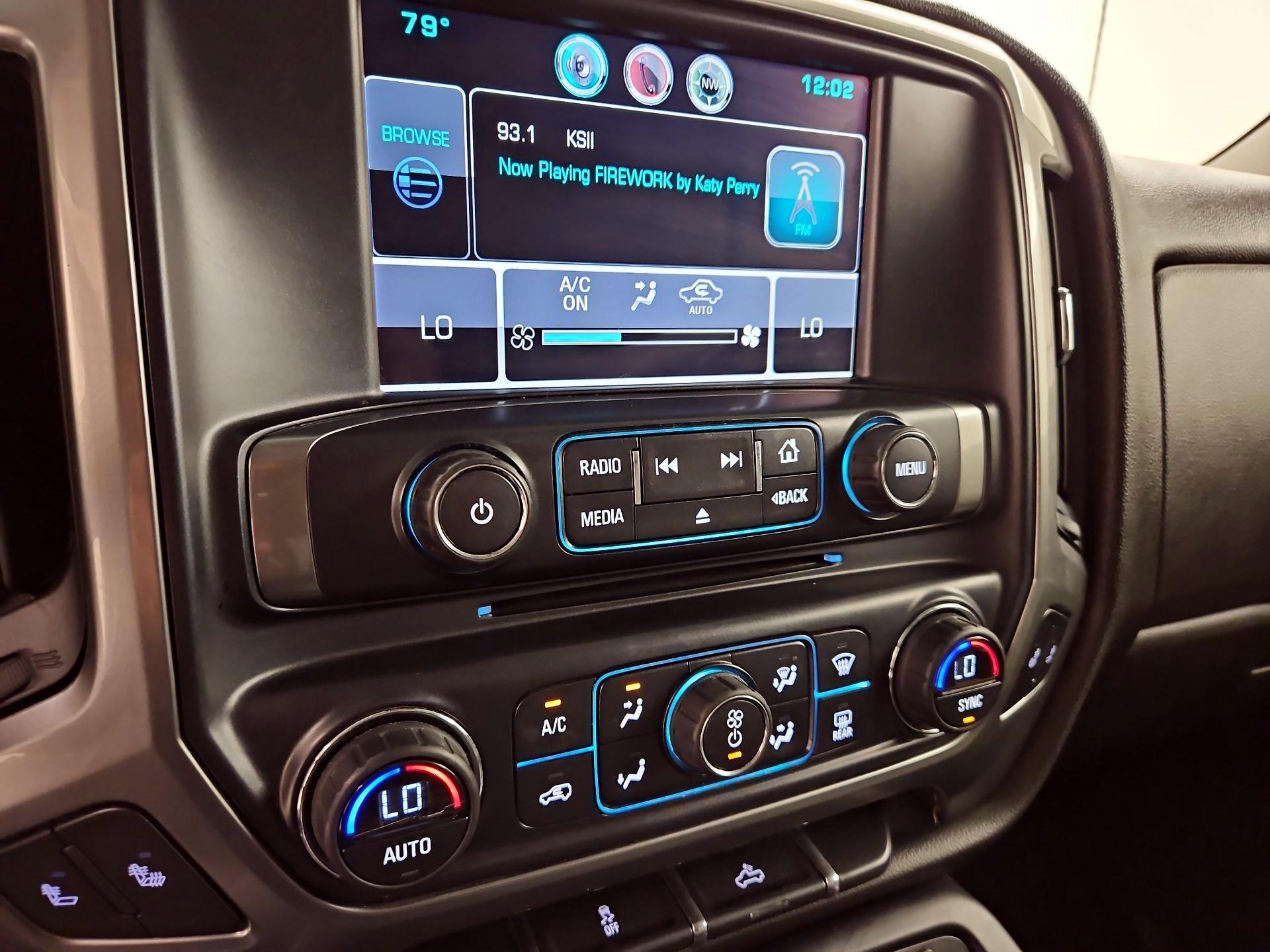 Thumbnail: 2015 Chevrolet Silverado 2500 - 17