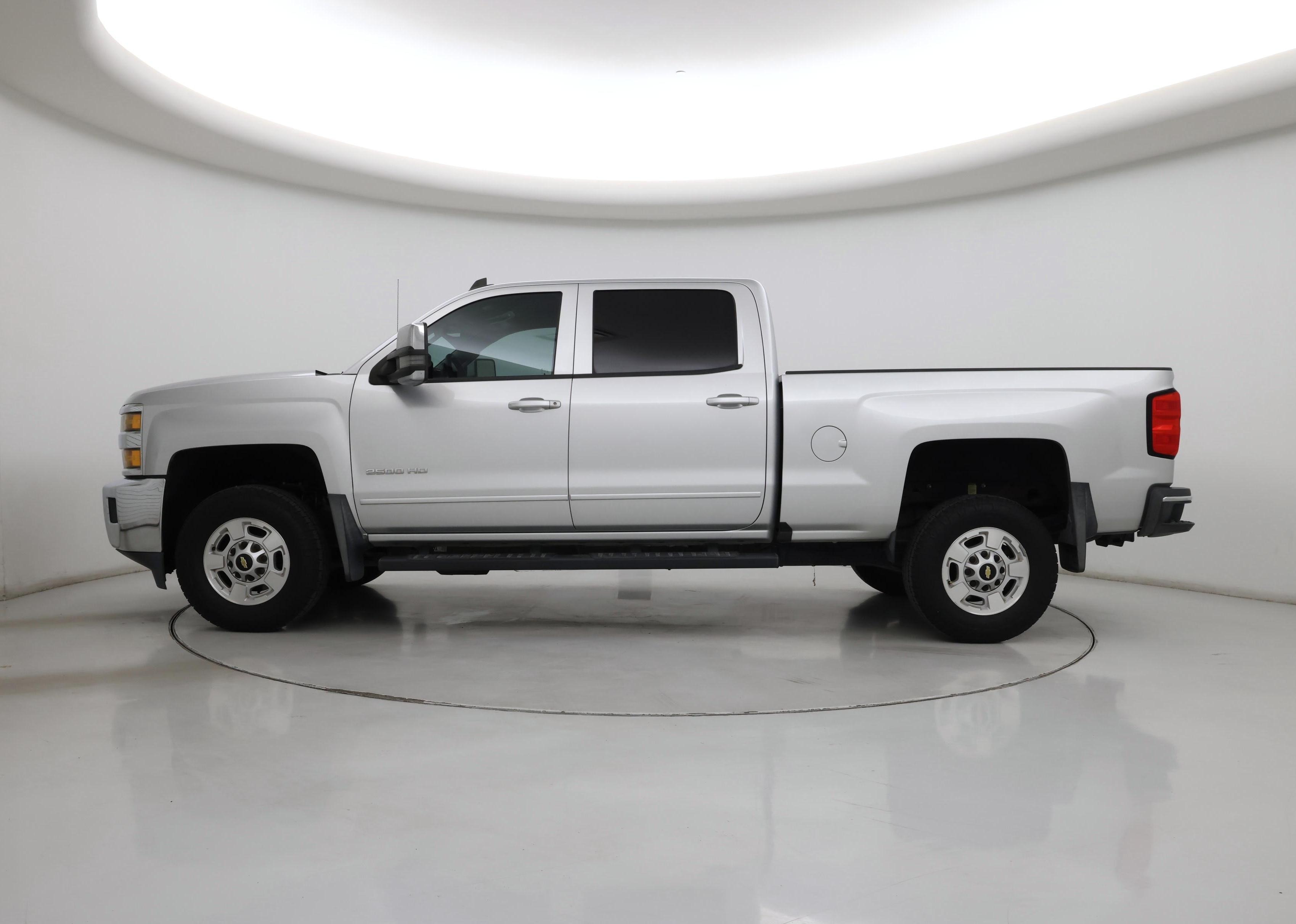 Thumbnail: 2015 Chevrolet Silverado 2500 - 3