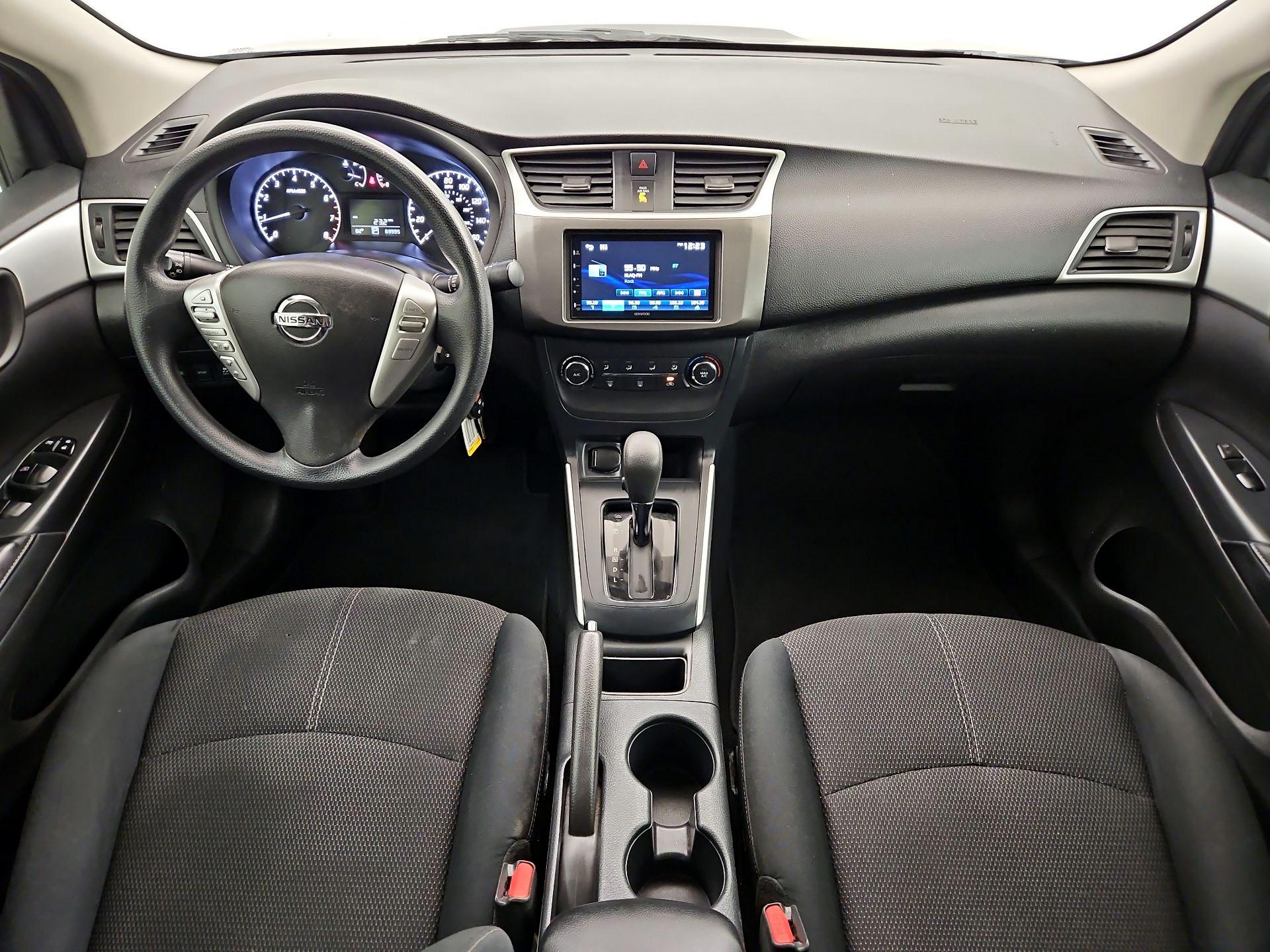 Thumbnail: 2017 Nissan Sentra - 9