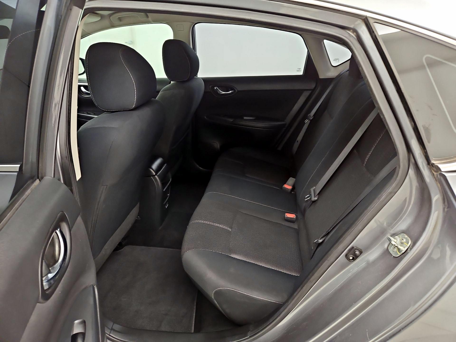 Thumbnail: 2017 Nissan Sentra - 18