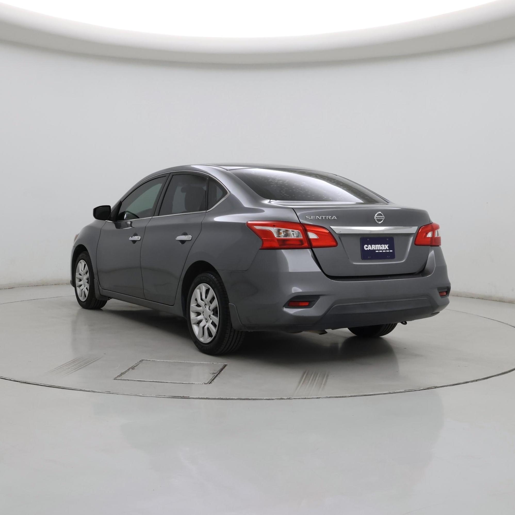 Thumbnail: 2017 Nissan Sentra - 2