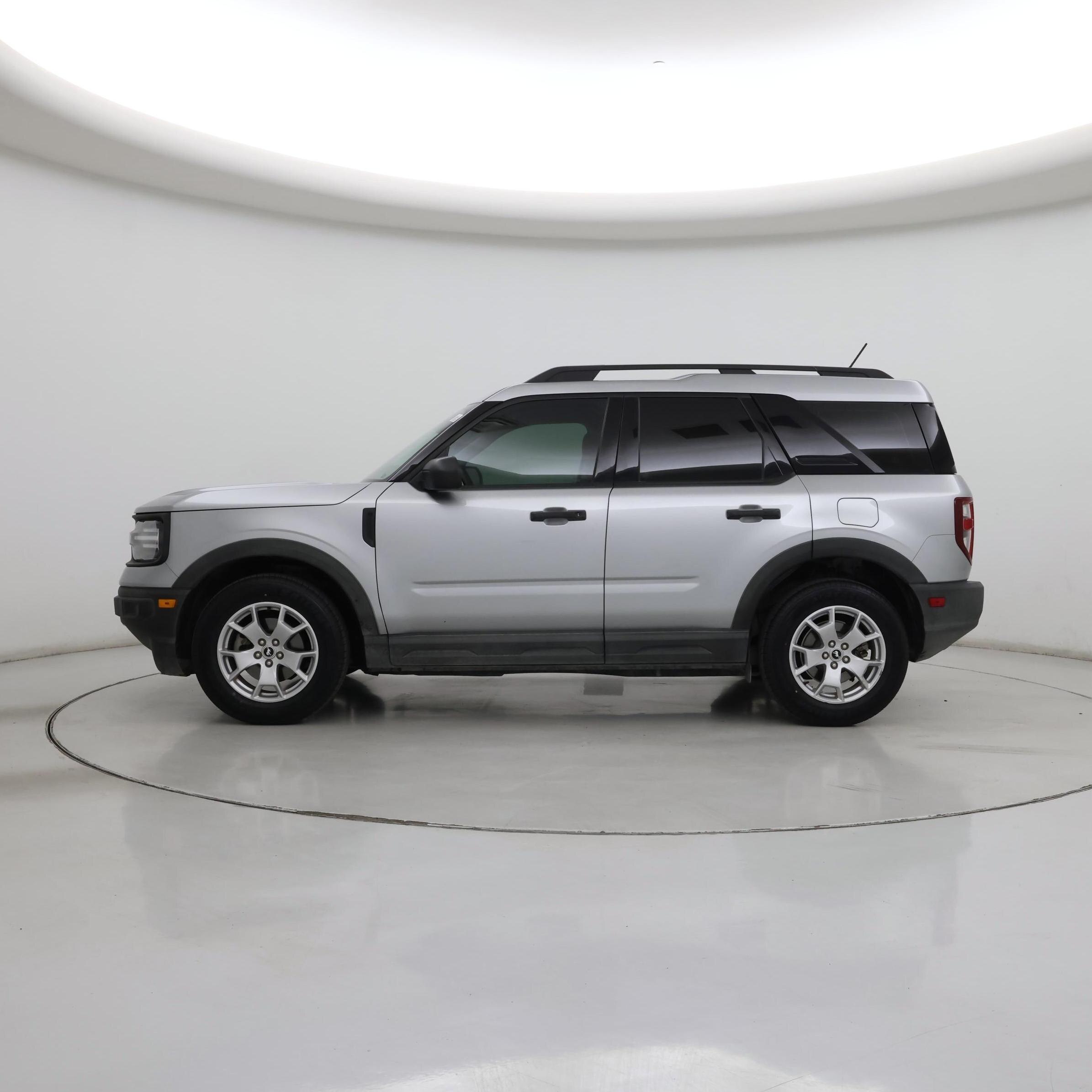 Thumbnail: 2021 Ford Bronco Sport - 3