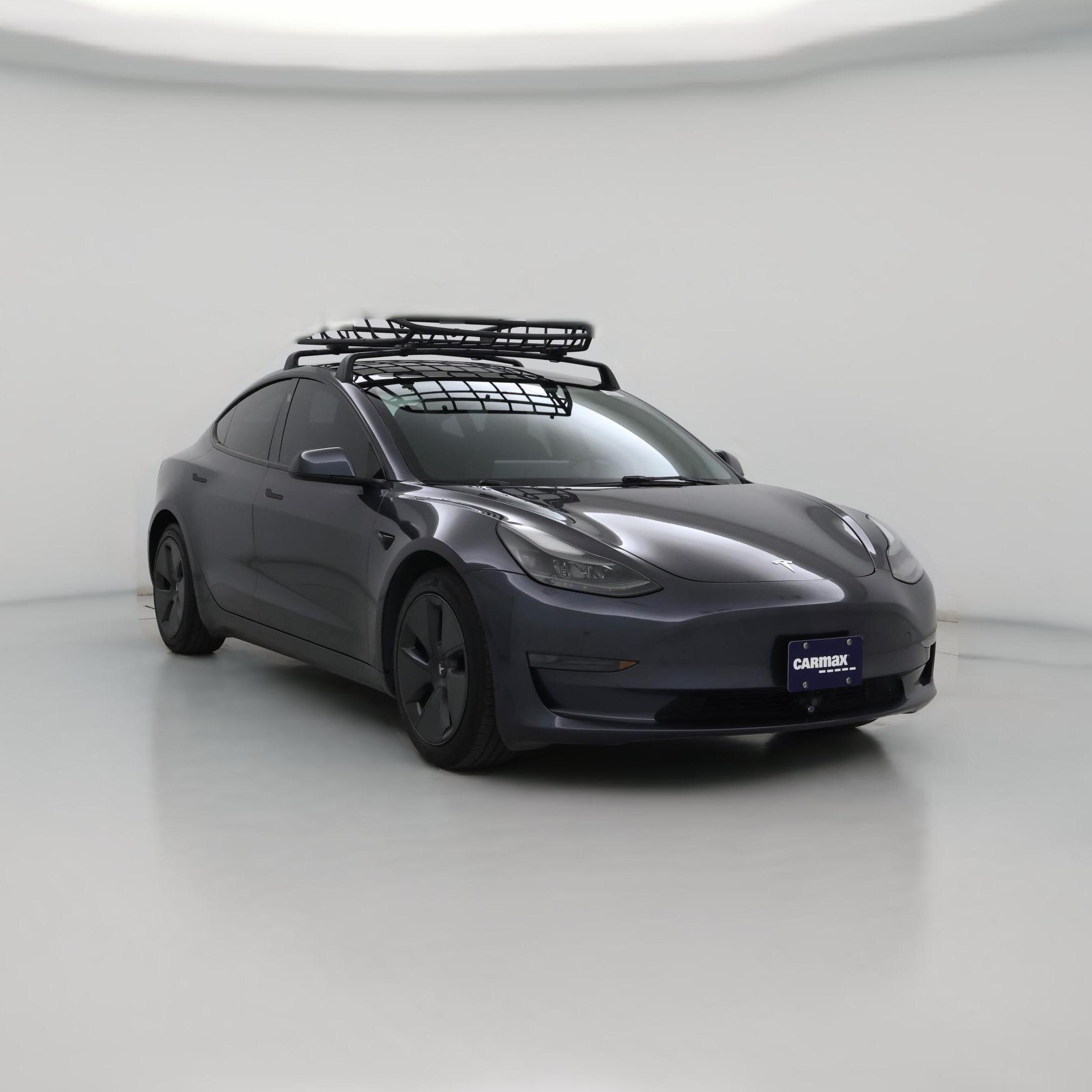 Thumbnail: 2023 Tesla Model 3 - 1