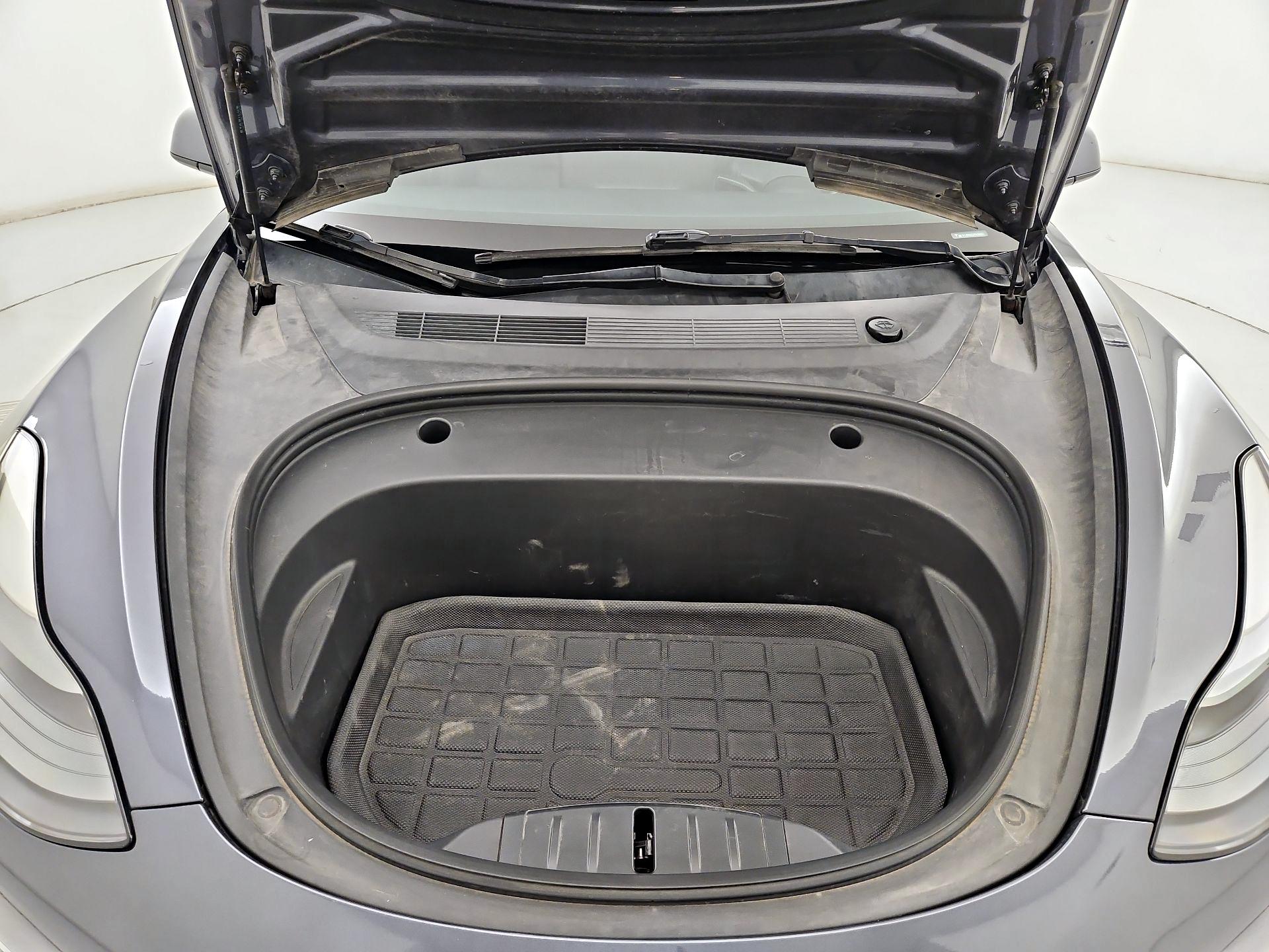 Thumbnail: 2023 Tesla Model 3 - 20