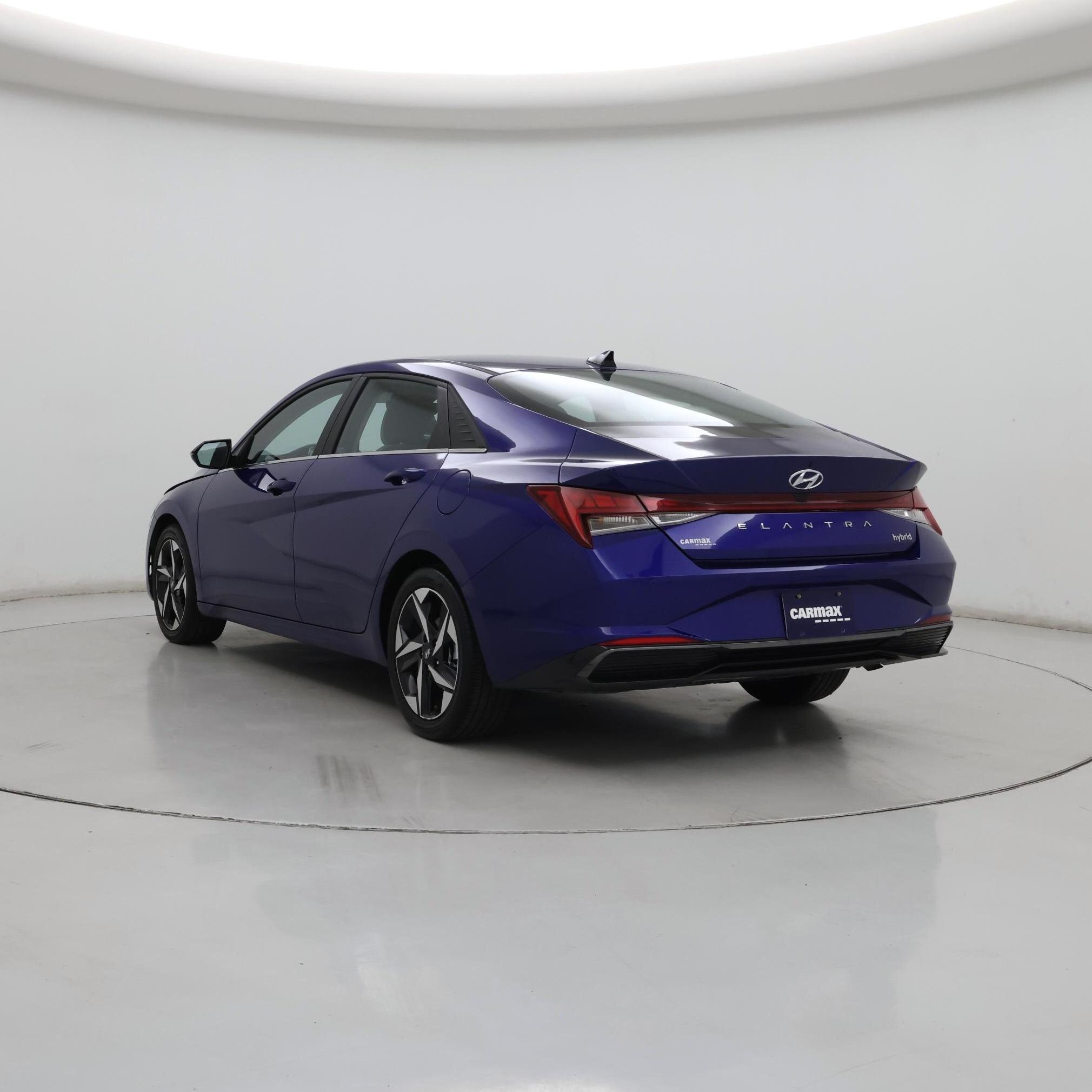 Thumbnail: 2023 Hyundai Elantra - 2