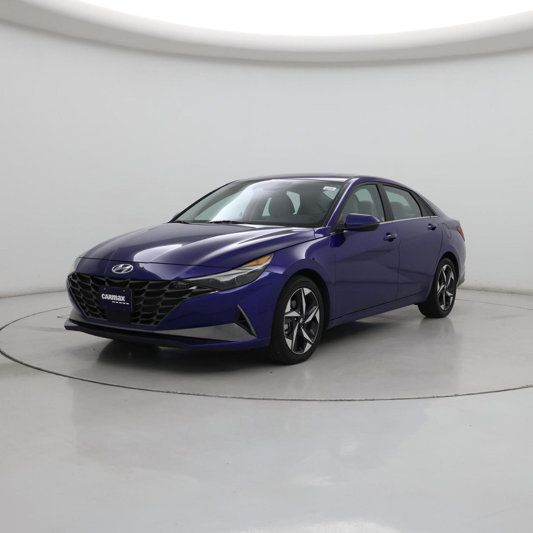 Thumbnail: 2023 Hyundai Elantra - 4