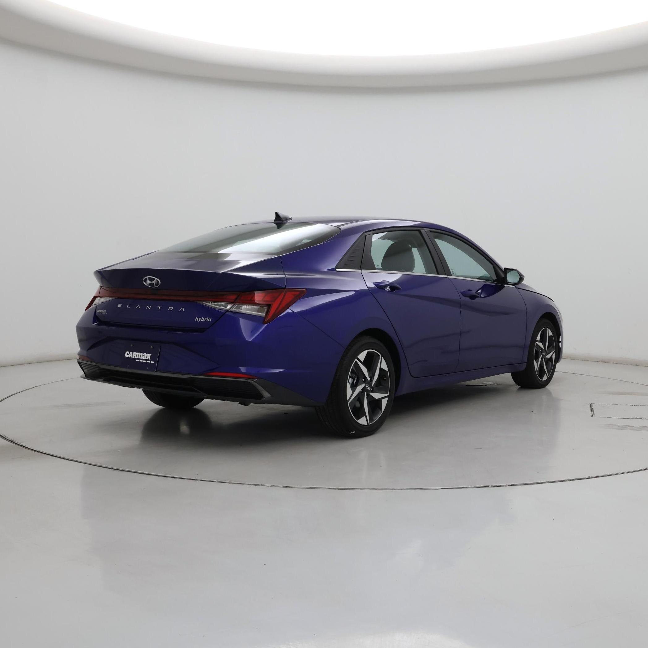Thumbnail: 2023 Hyundai Elantra - 8