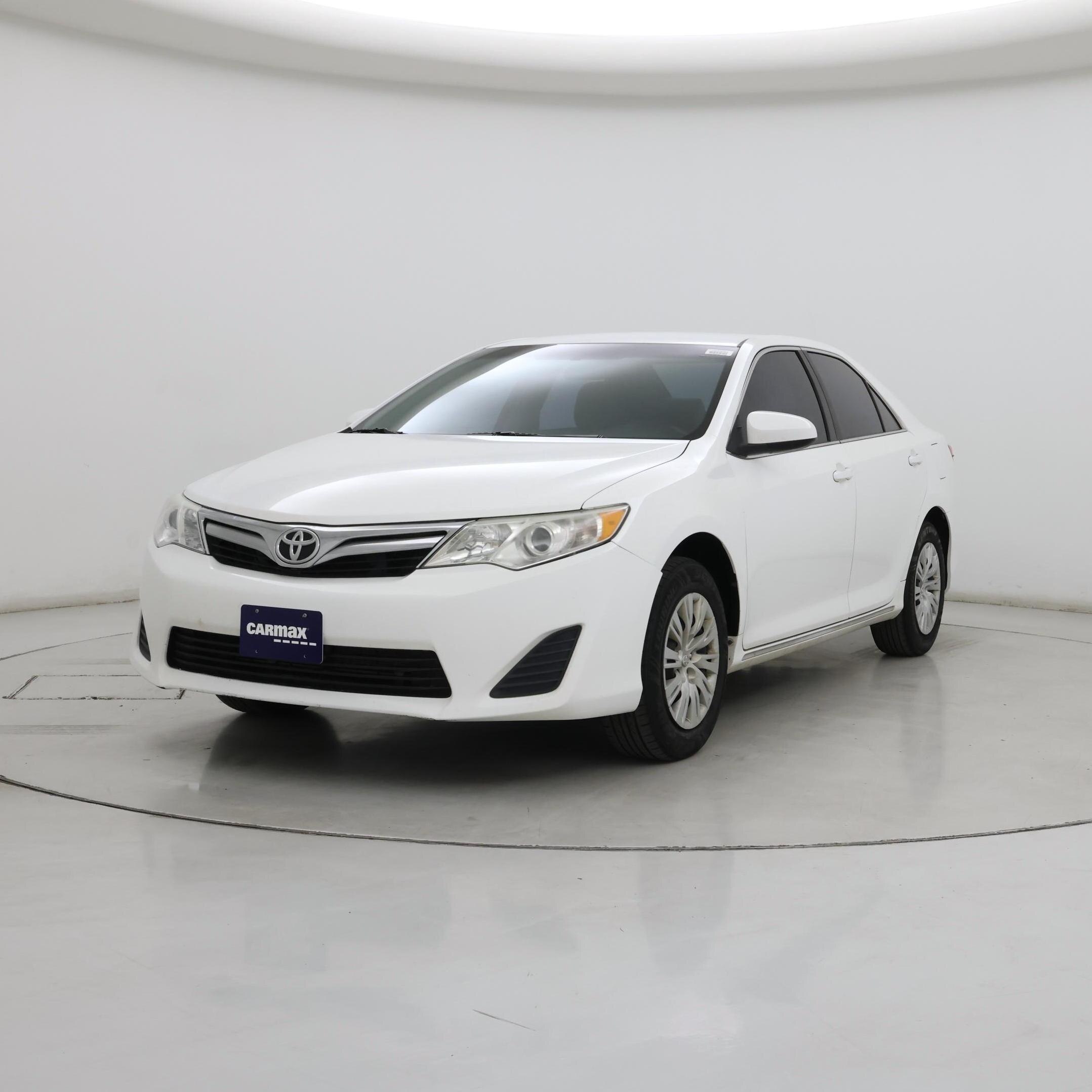 Thumbnail: 2014 Toyota Camry - 4