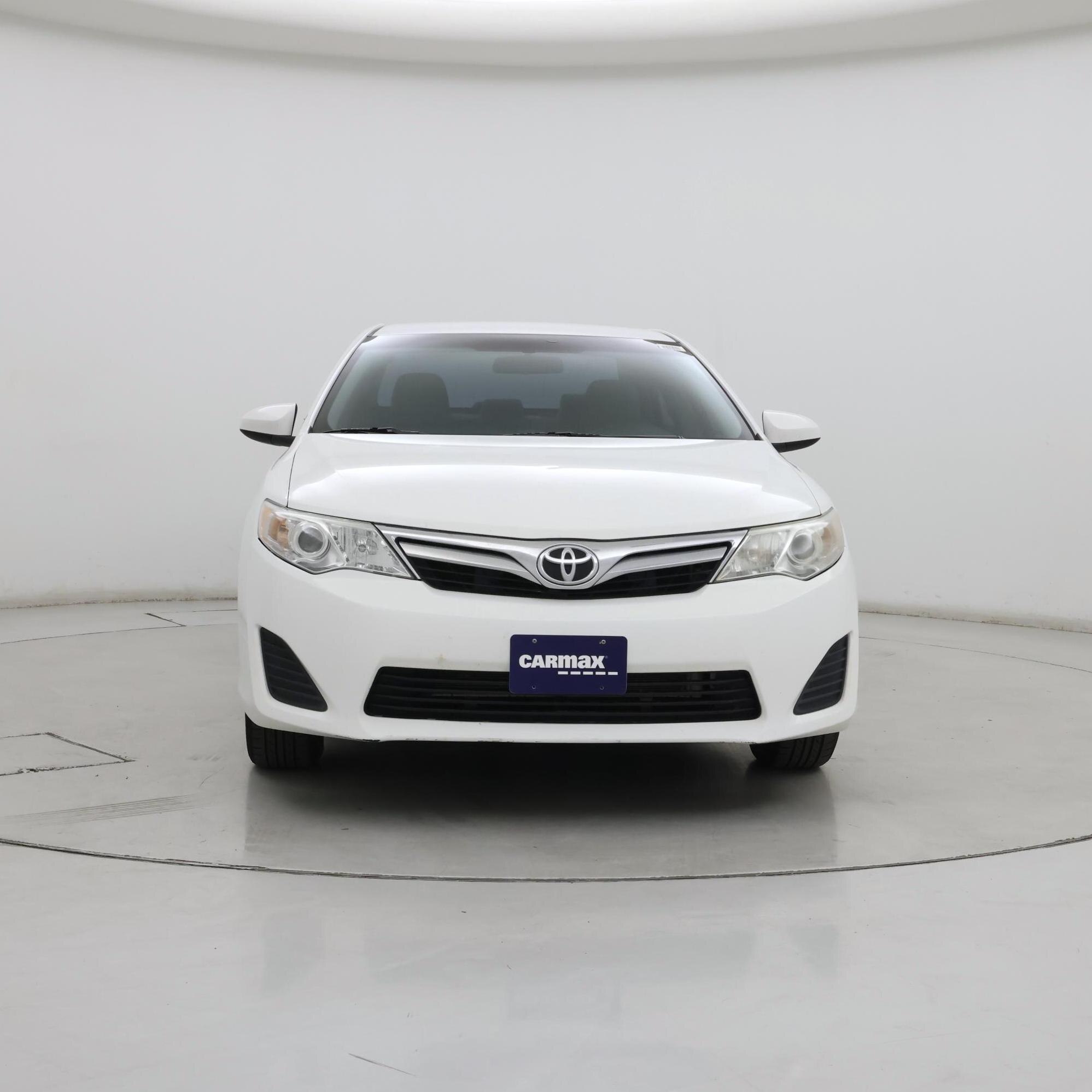 Thumbnail: 2014 Toyota Camry - 5
